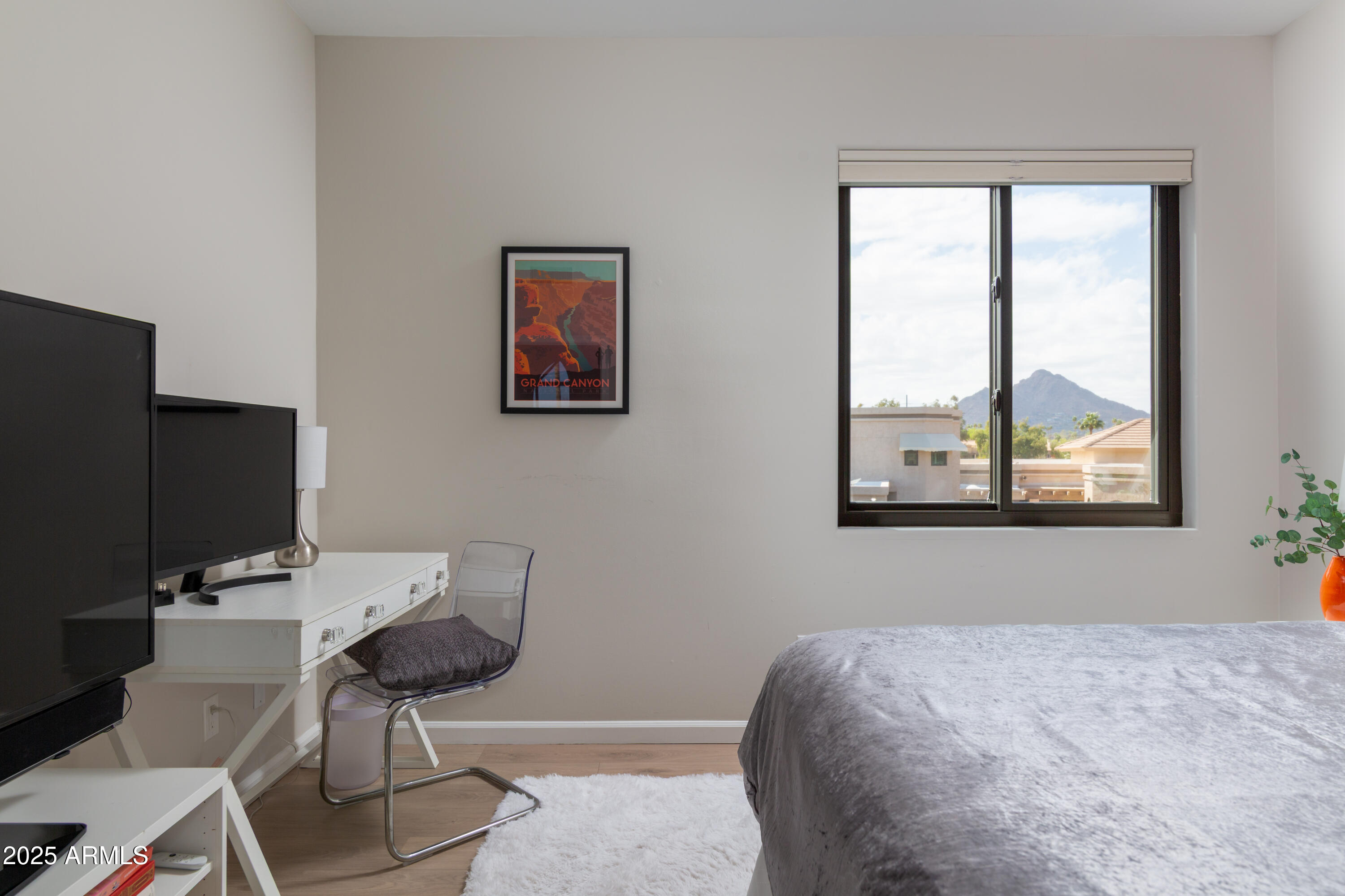 8100 E CAMELBACK Road 138