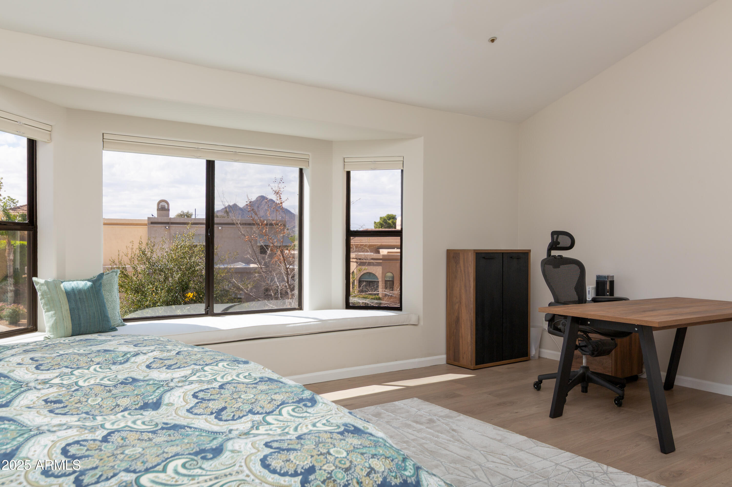 8100 E CAMELBACK Road 138