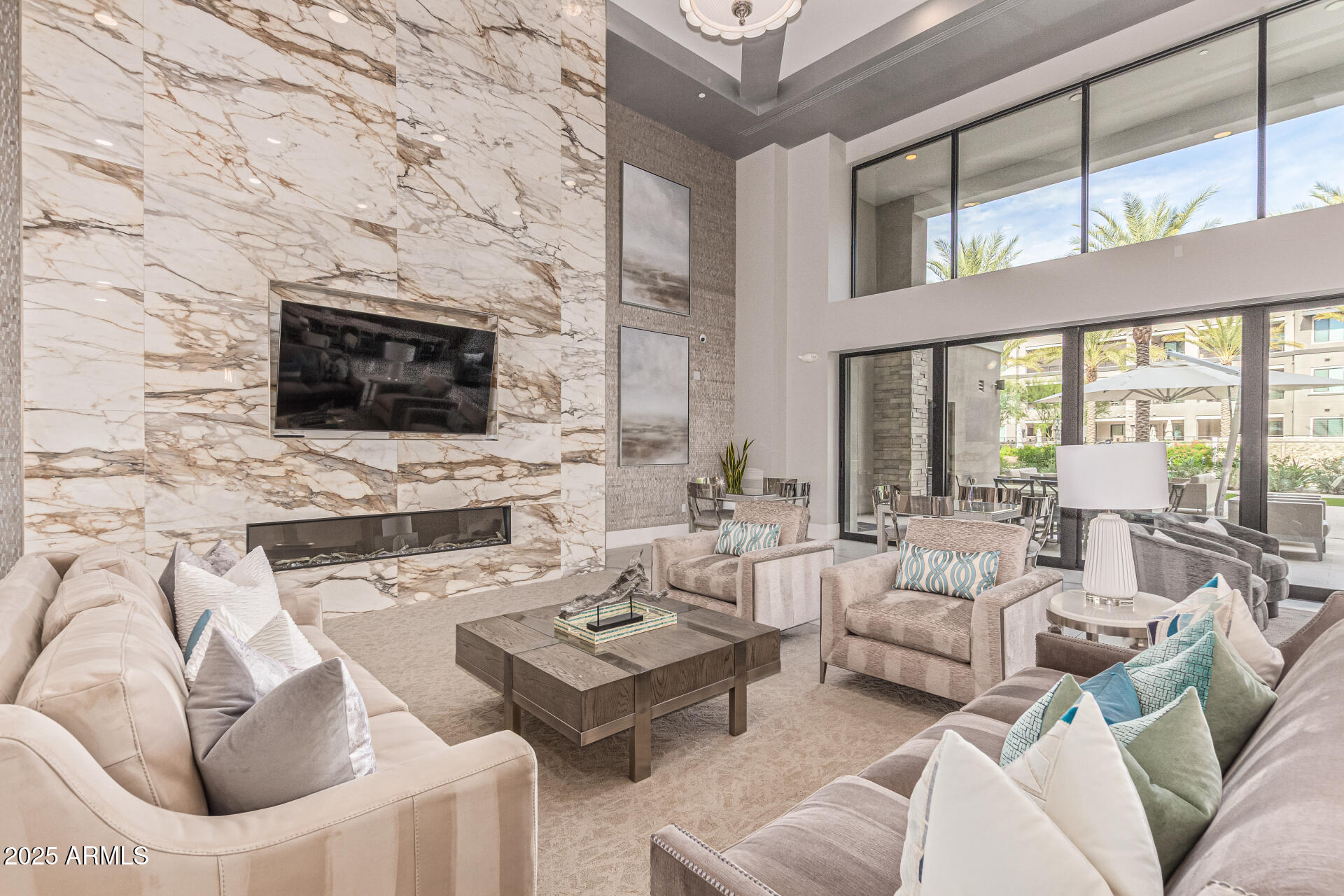 5250 E DEER VALLEY Drive 450