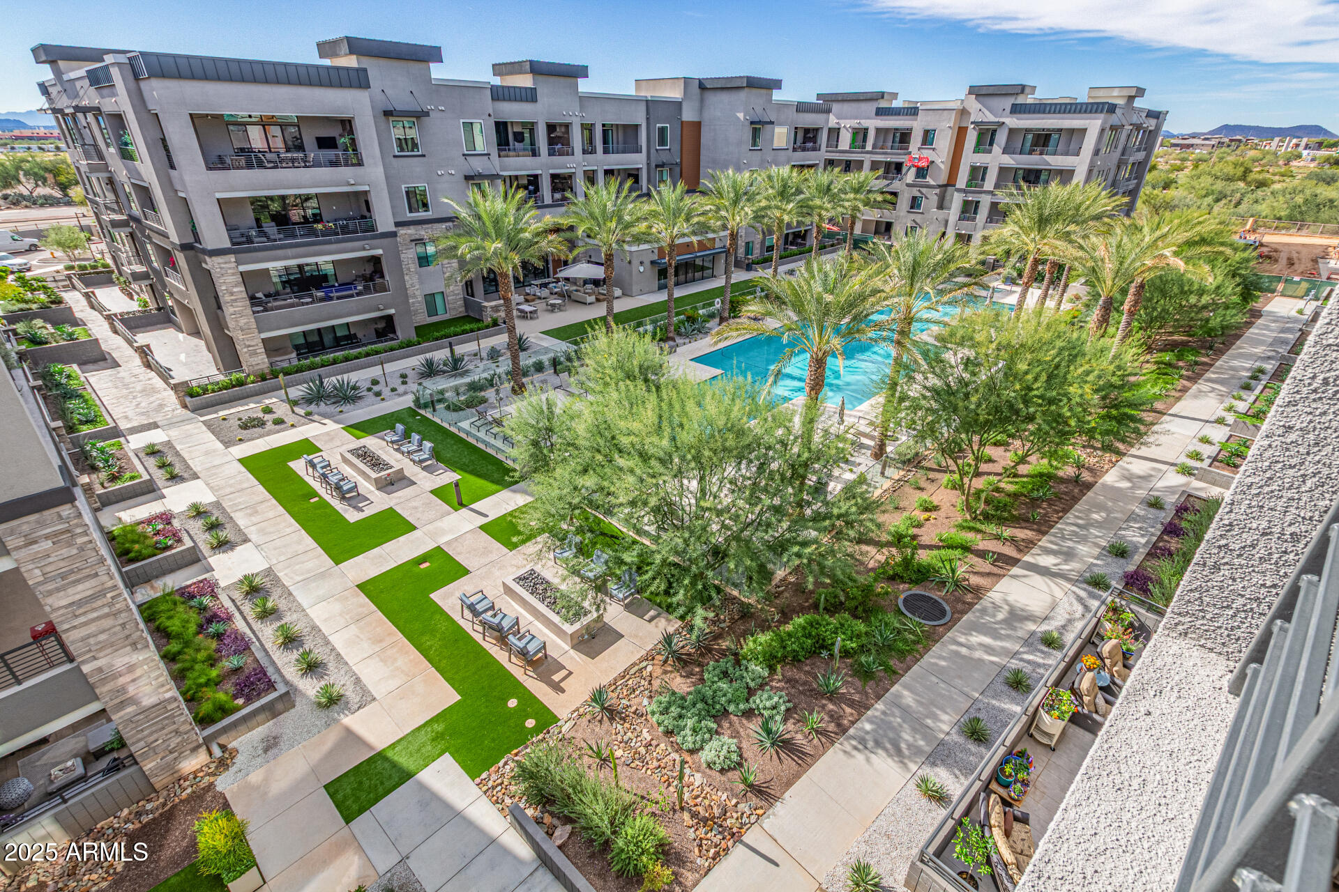 5250 E DEER VALLEY Drive 450