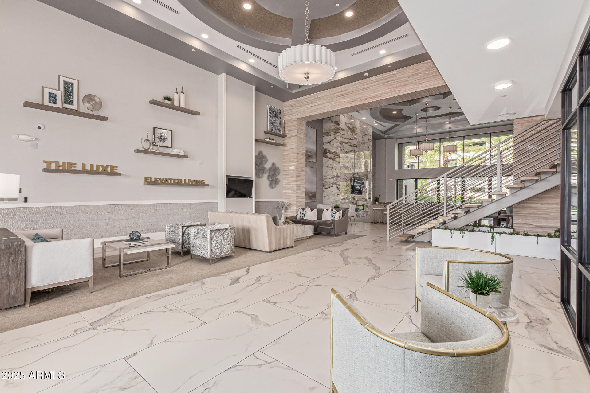 5250 E DEER VALLEY Drive 450