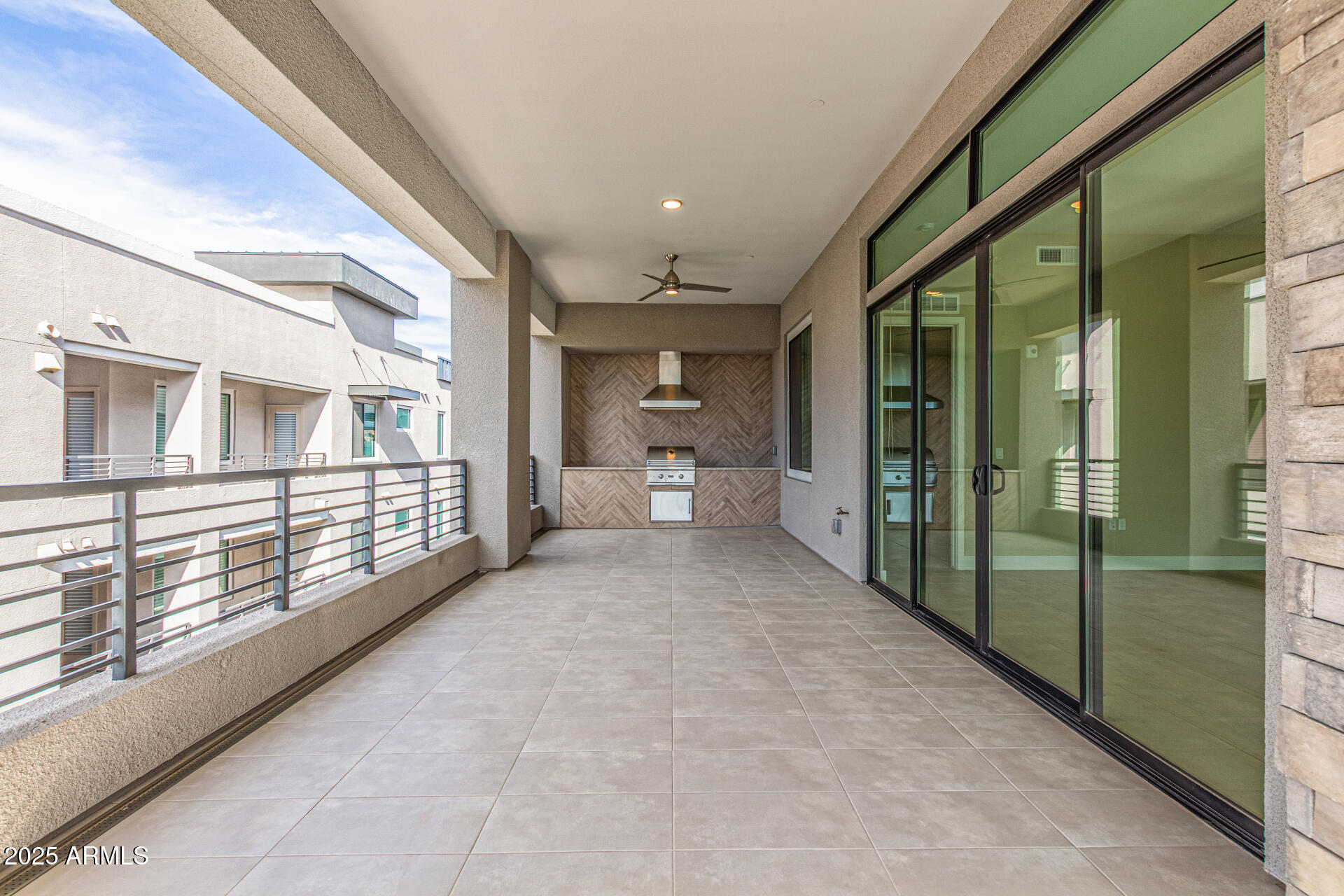 5250 E DEER VALLEY Drive 450