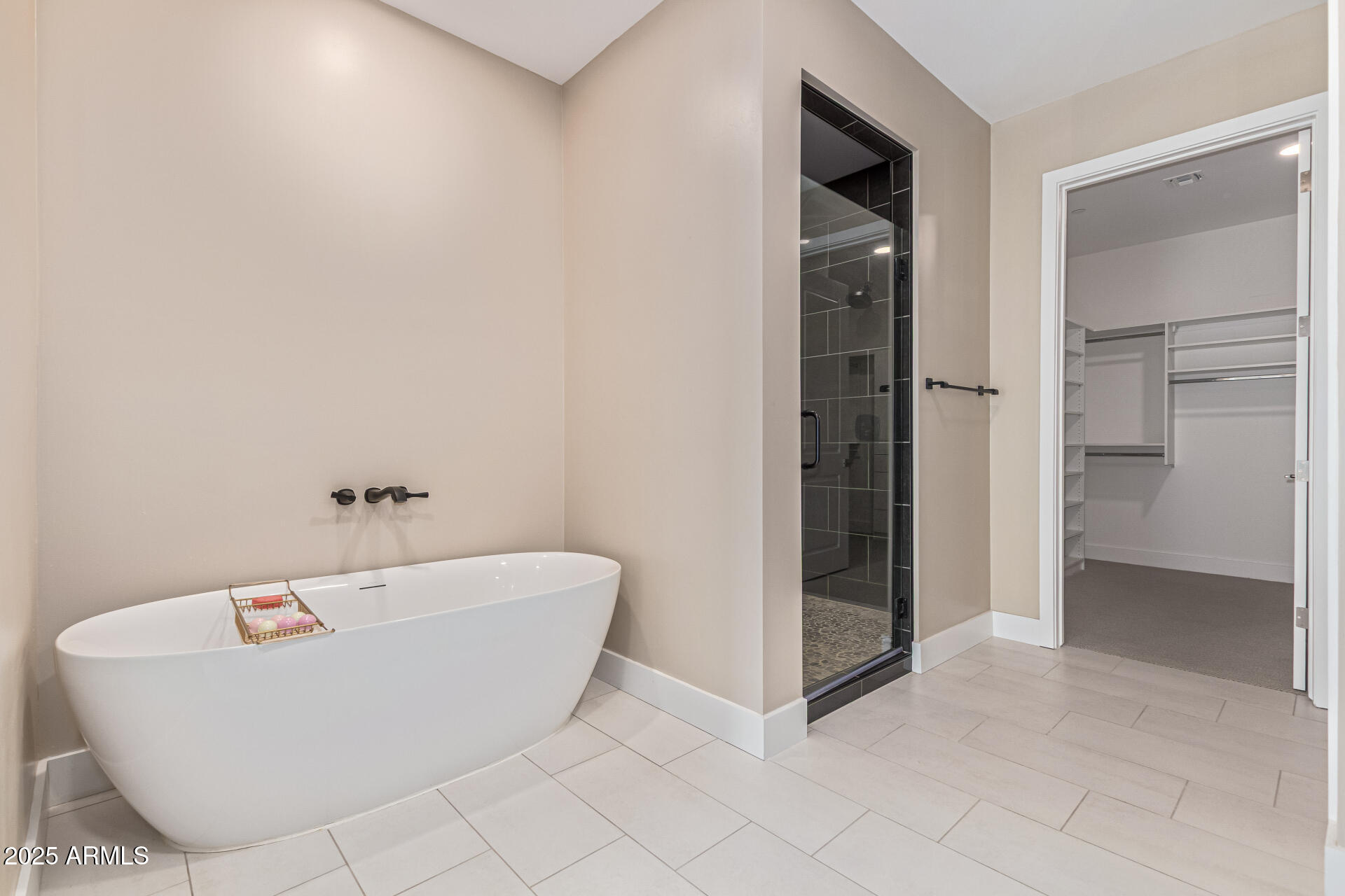 5250 E DEER VALLEY Drive 450