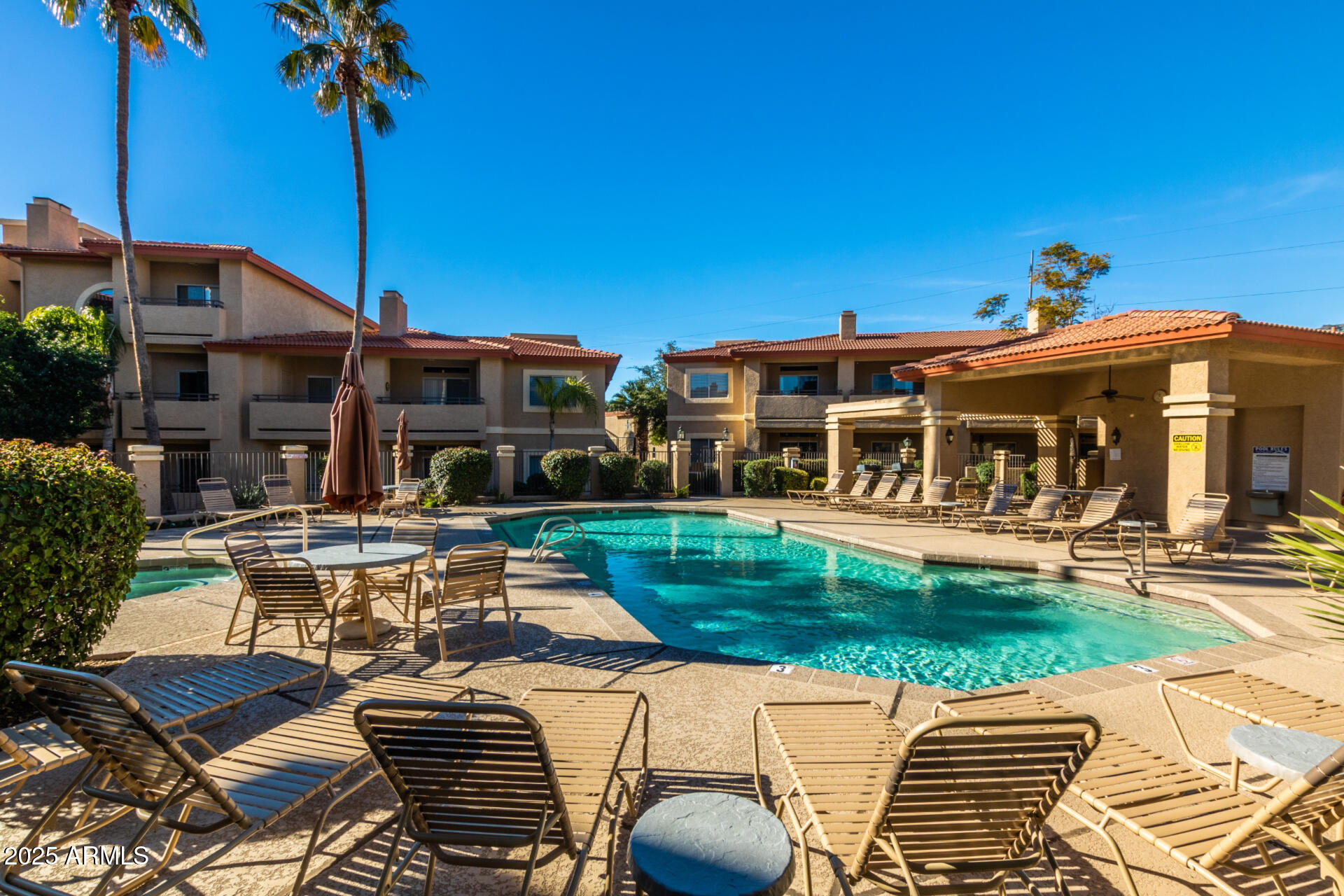 10410 N CAVE CREEK Road 2006