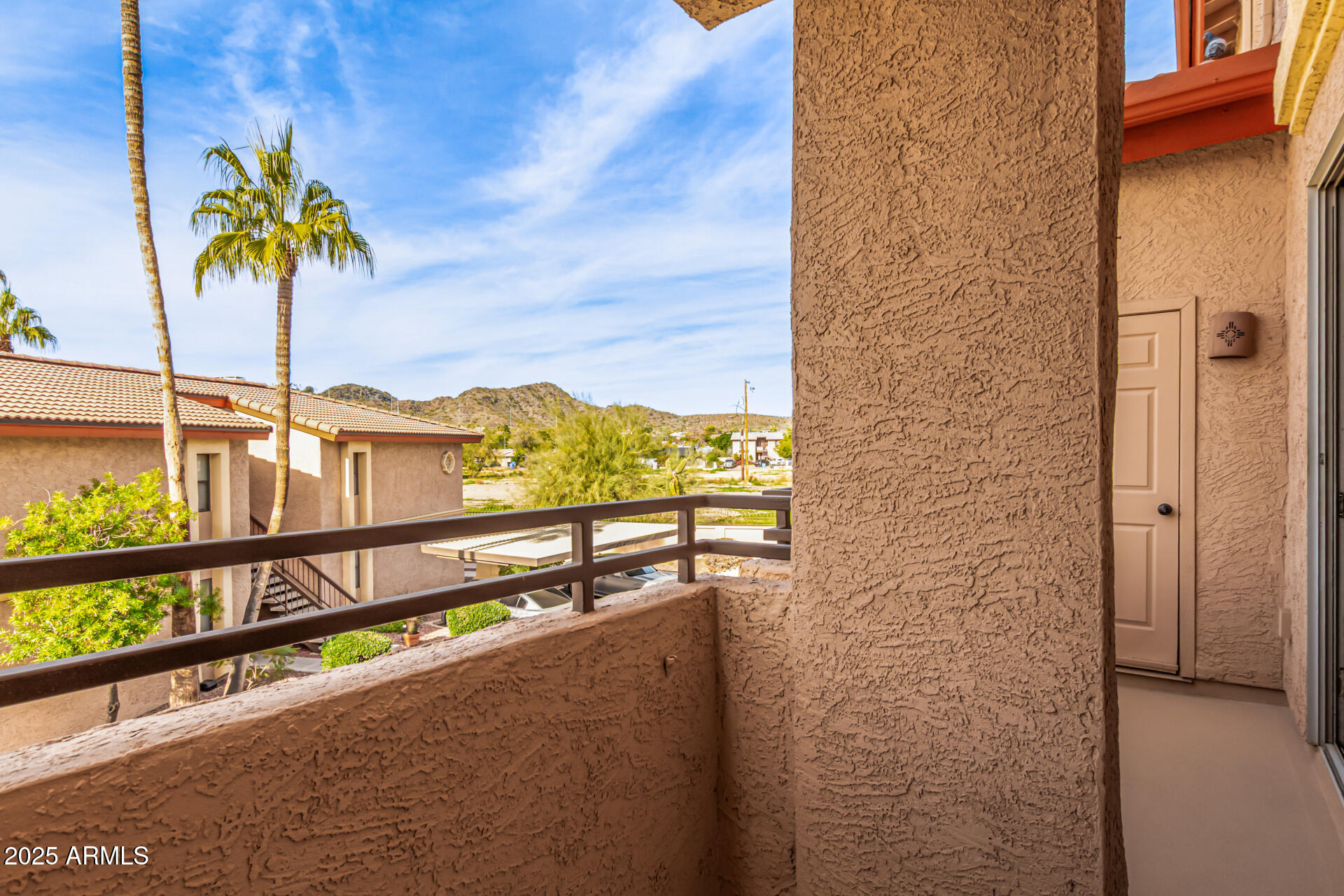 10410 N CAVE CREEK Road 2006