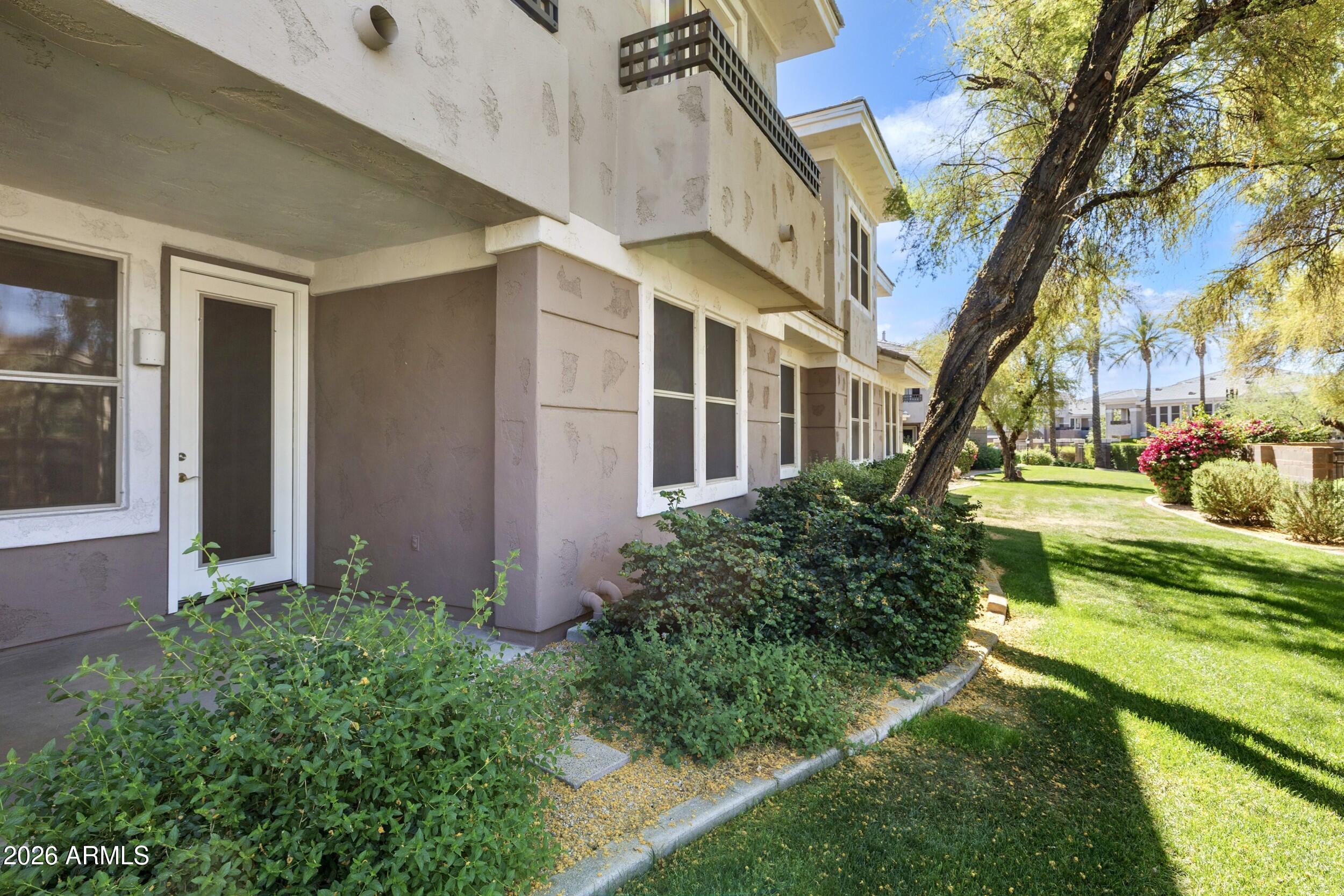 15221 N CLUBGATE Drive 1013