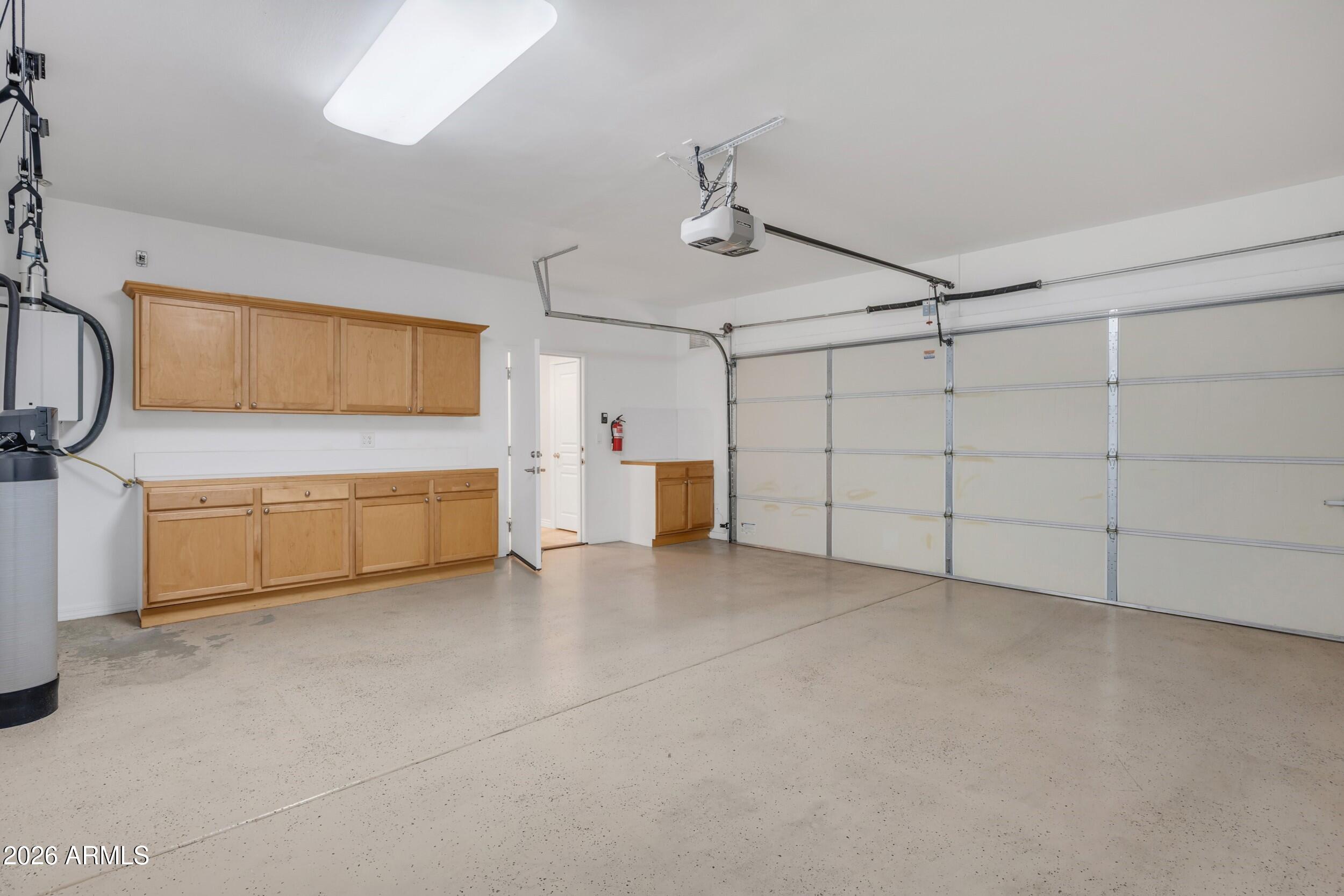 15221 N CLUBGATE Drive 1013