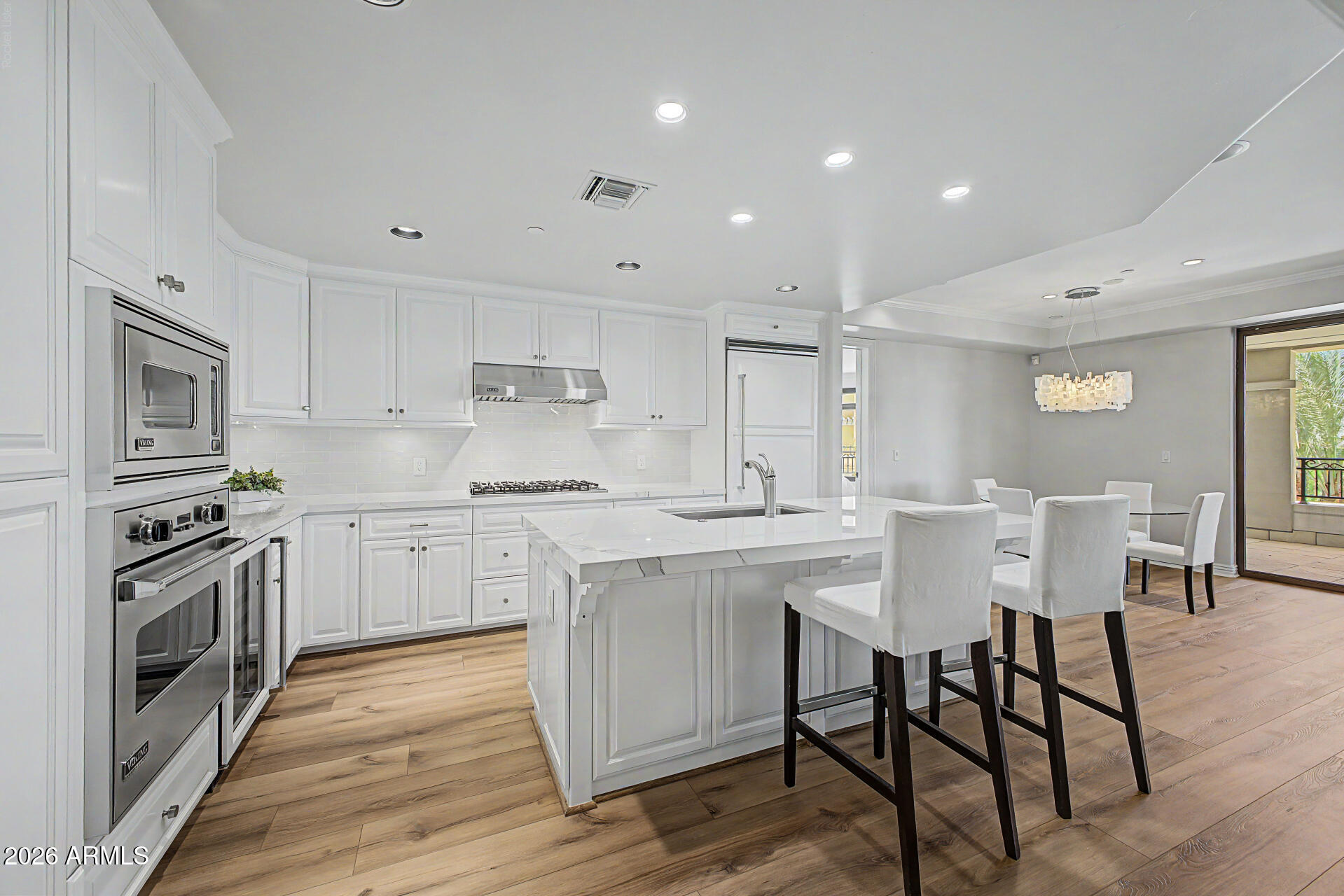 7175 E CAMELBACK Road 309