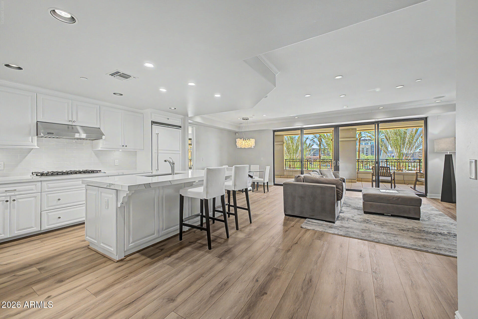7175 E CAMELBACK Road 309