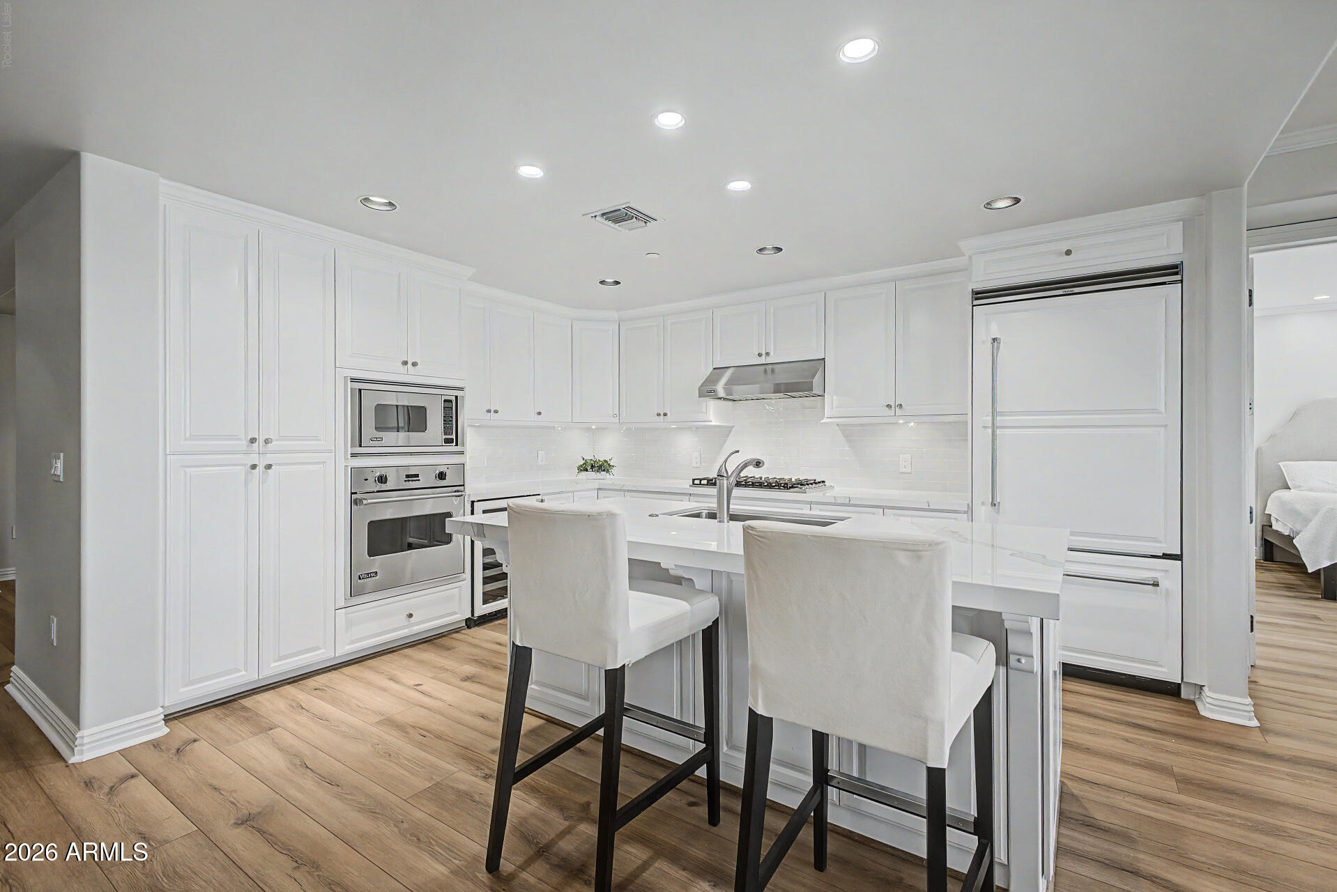 7175 E CAMELBACK Road 309