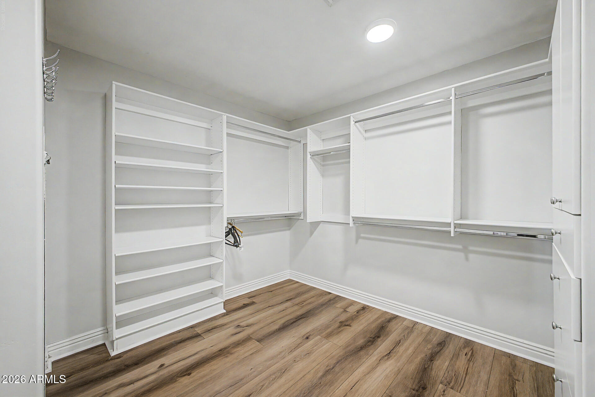 7175 E CAMELBACK Road 309