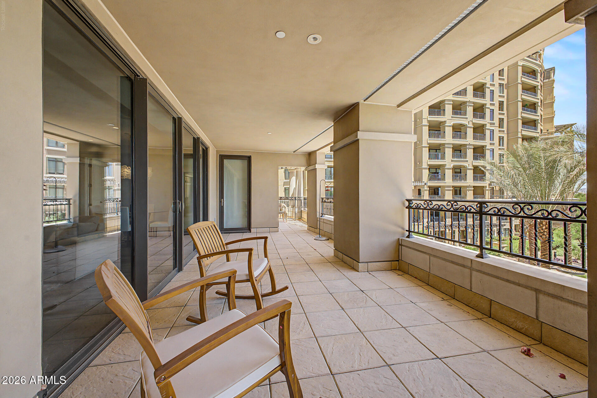7175 E CAMELBACK Road 309