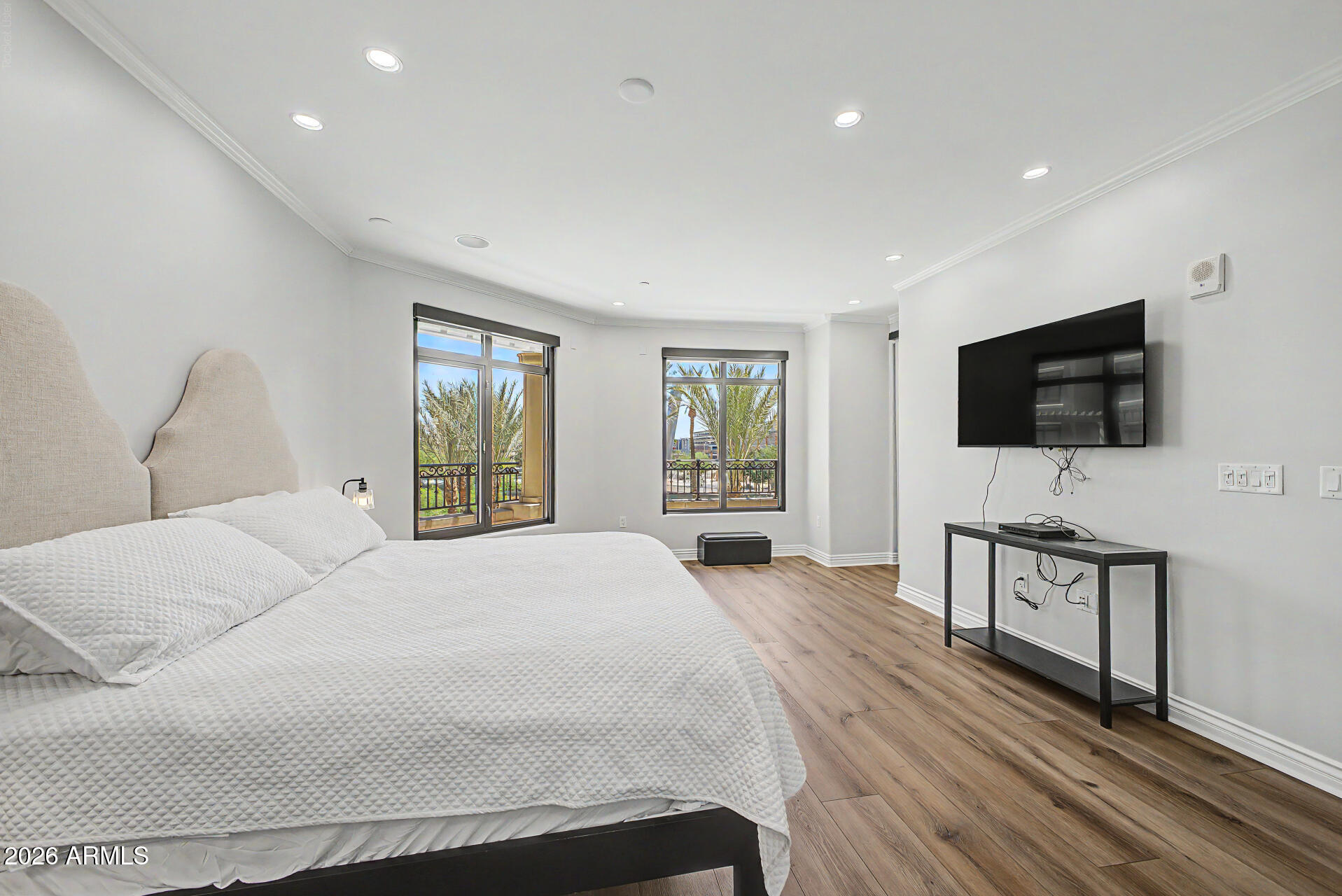 7175 E CAMELBACK Road 309