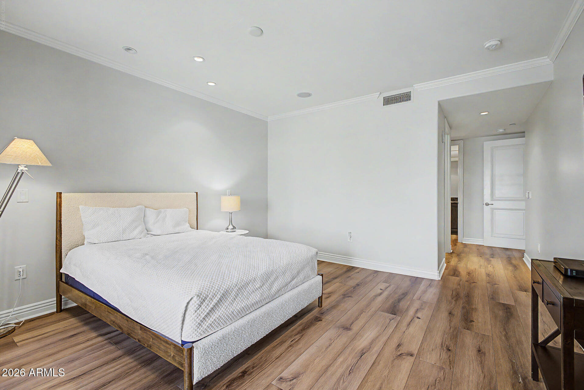 7175 E CAMELBACK Road 309