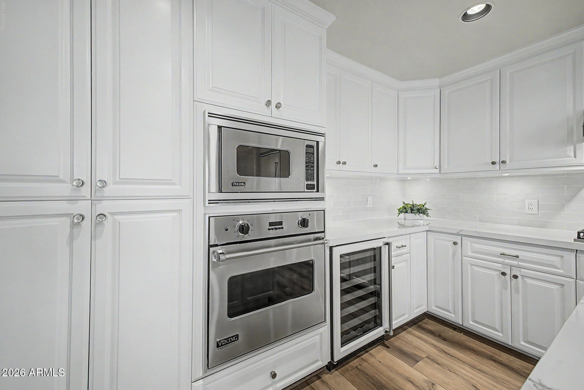 7175 E CAMELBACK Road 309