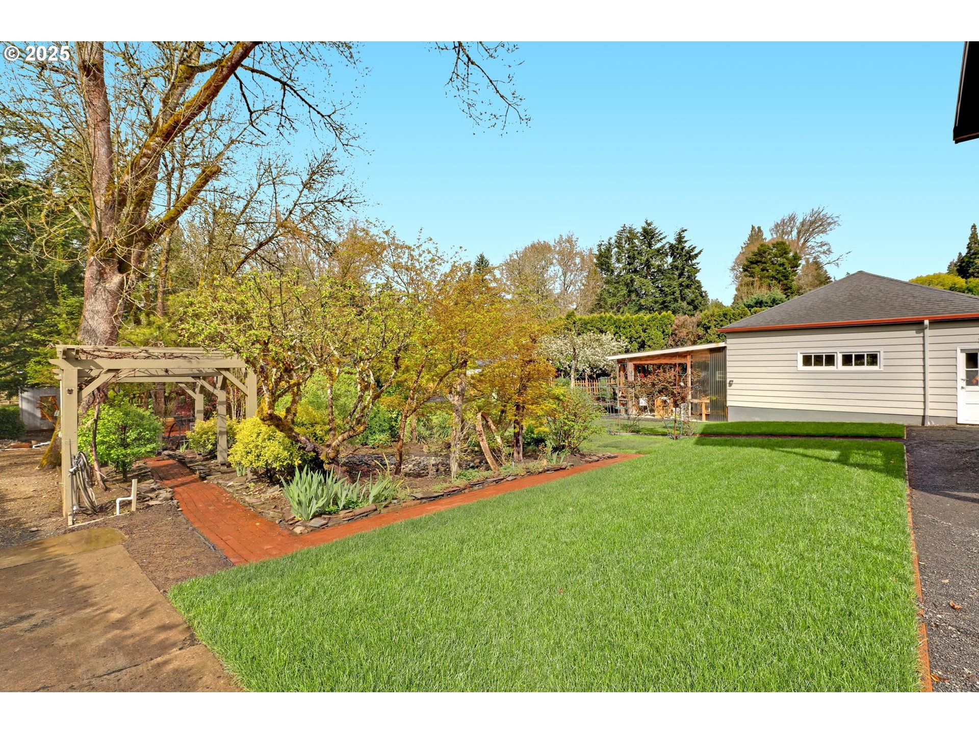 8535 SW BIRCHWOOD RD