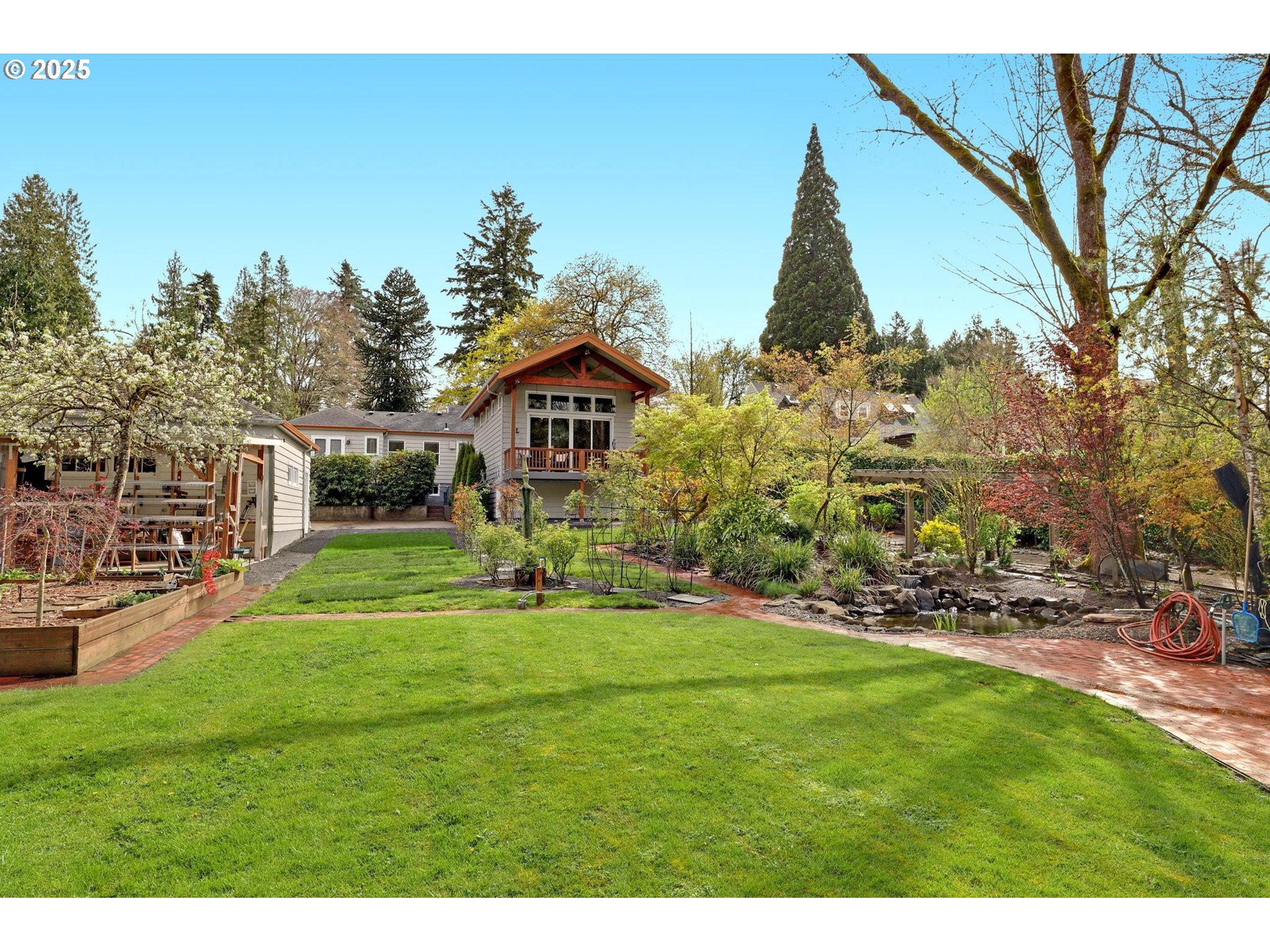 8535 SW BIRCHWOOD RD