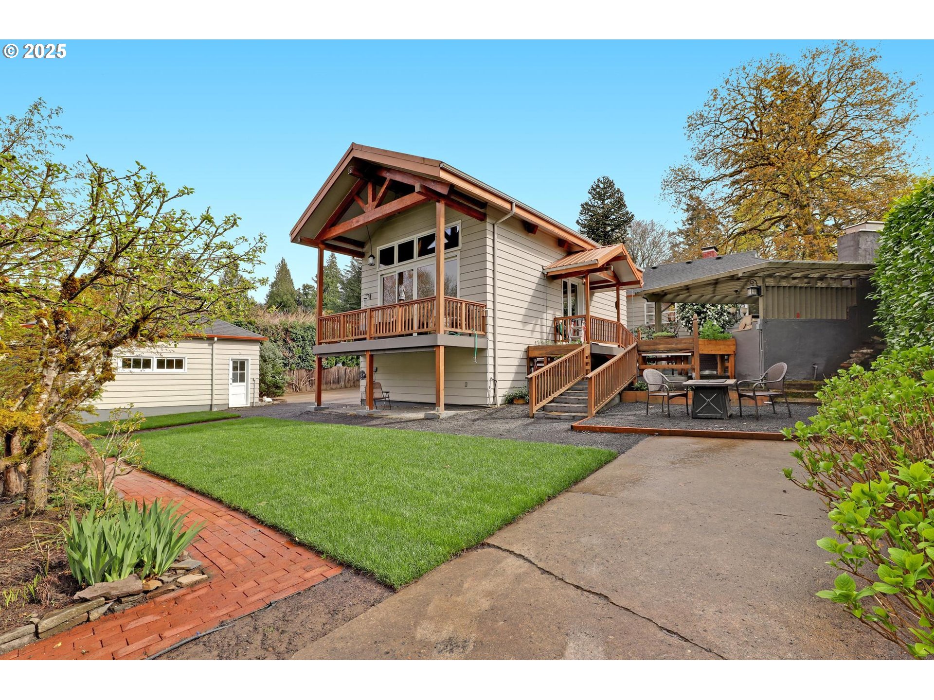 8535 SW BIRCHWOOD RD