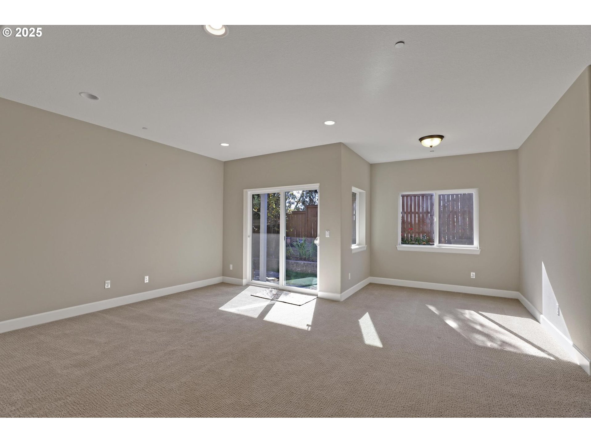 10626 NW GLENMORE WAY