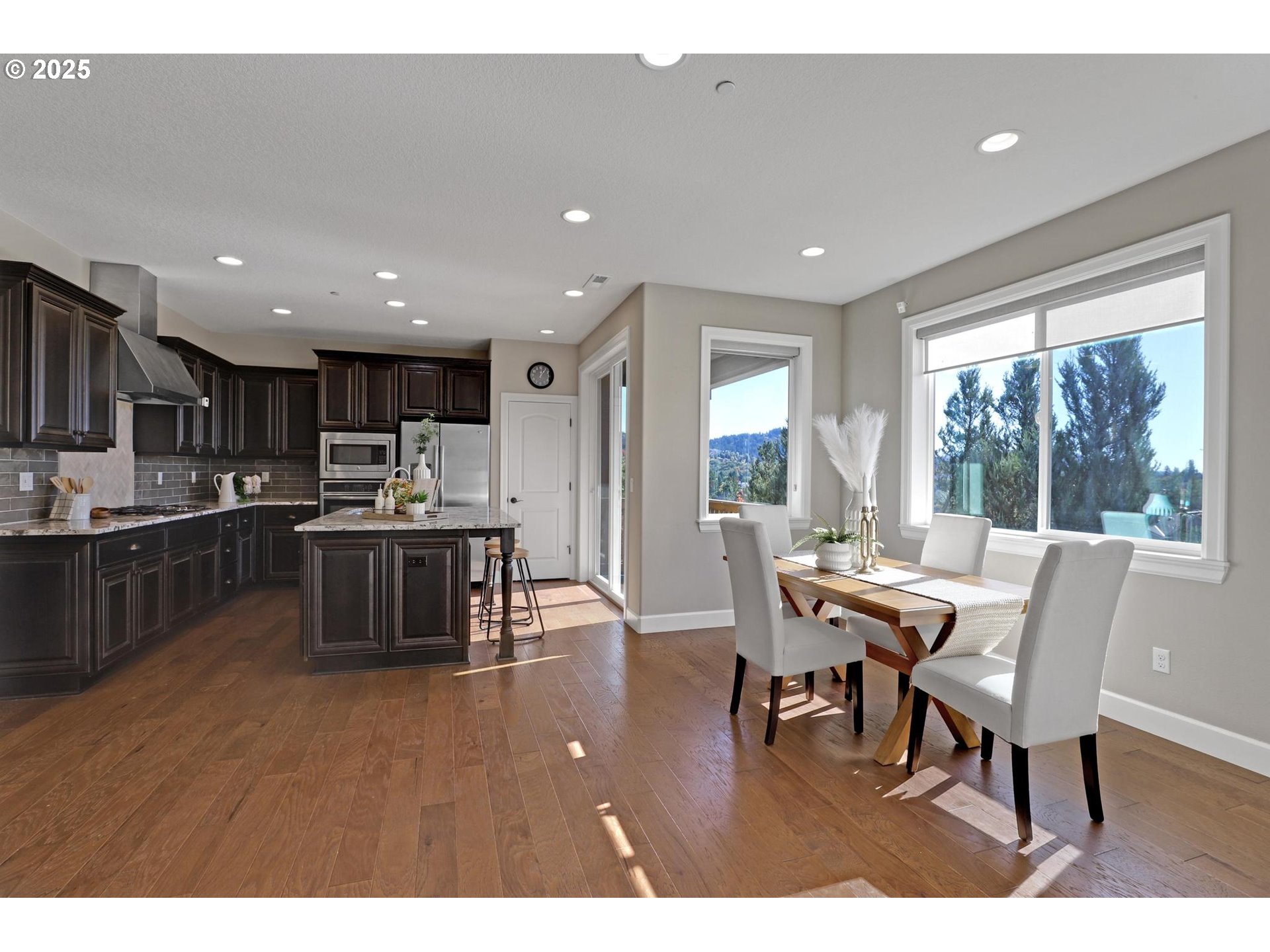 10626 NW GLENMORE WAY