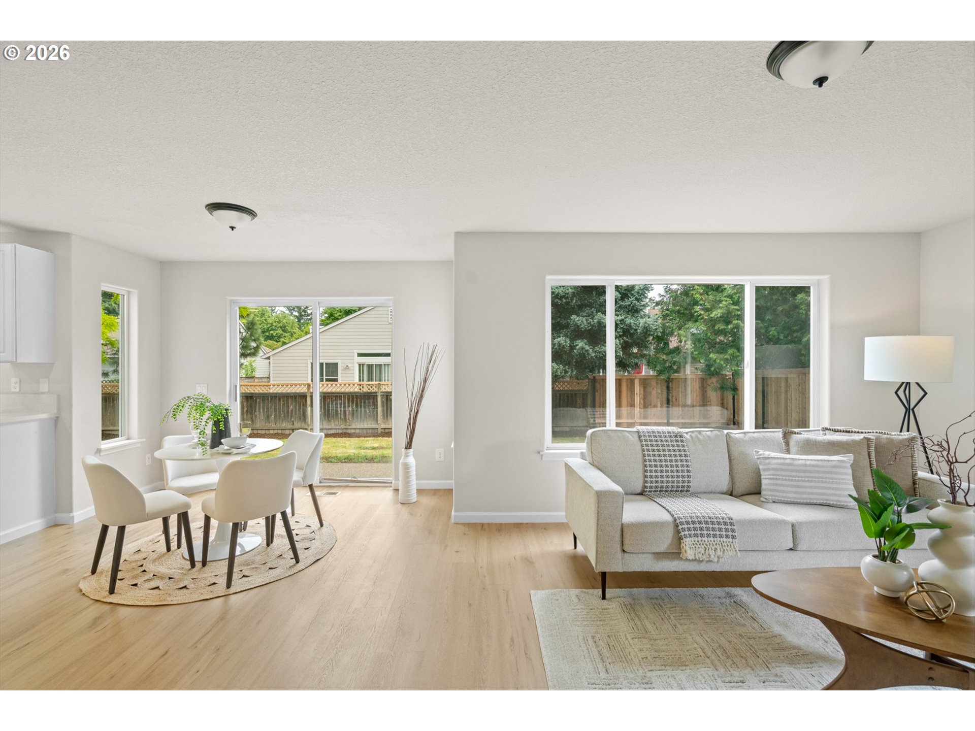 462 SW 211TH AVE