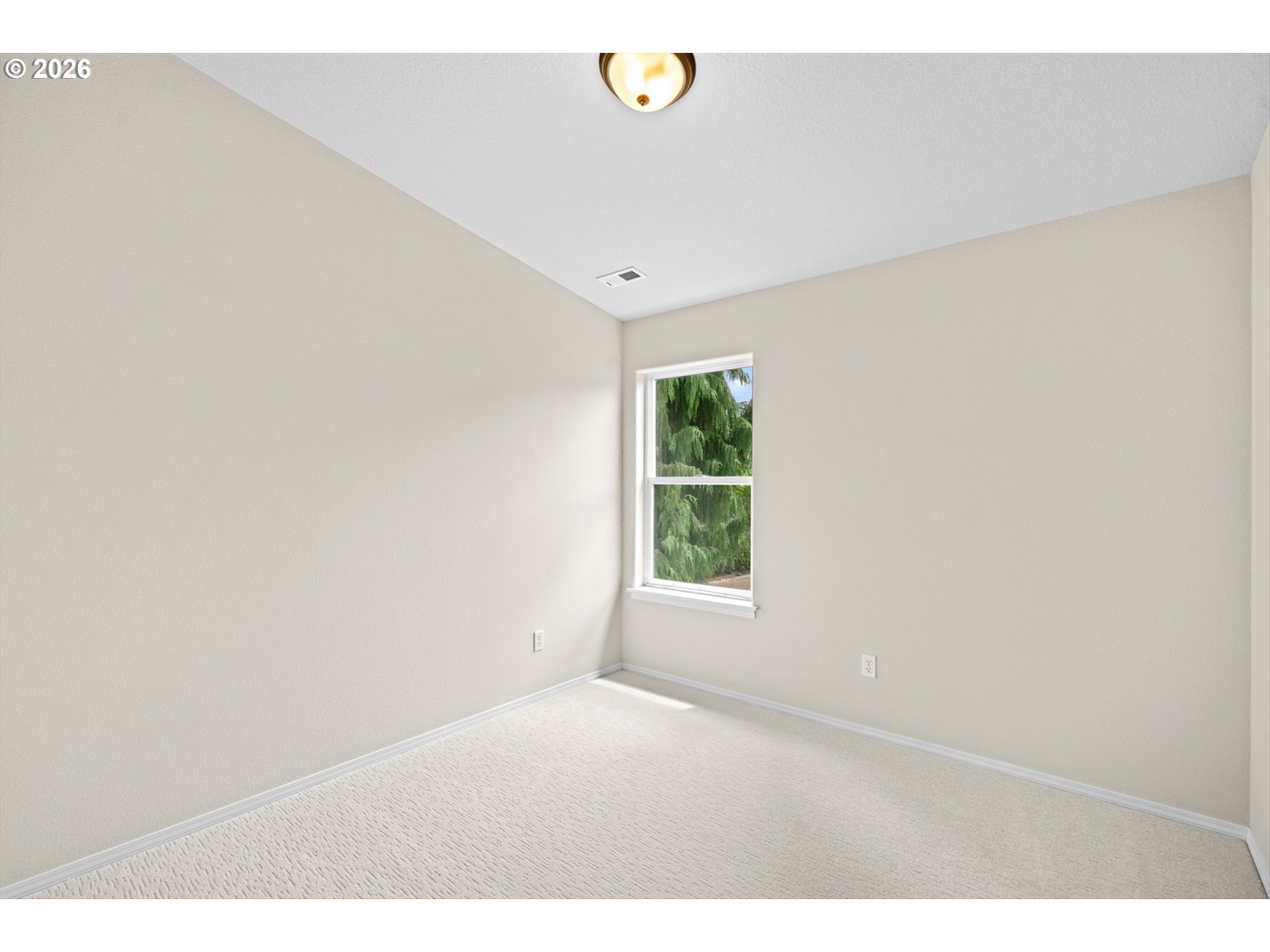462 SW 211TH AVE
