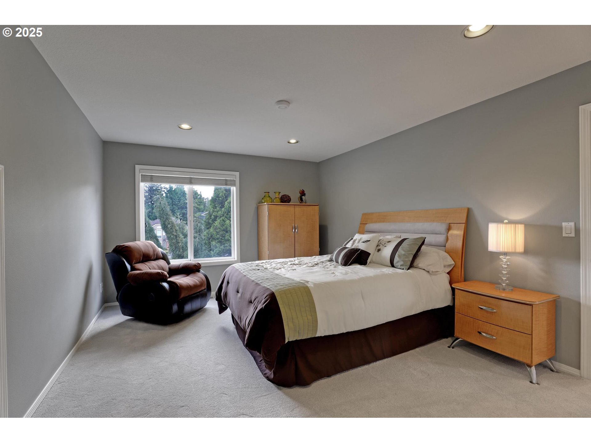 11110 NW MONTREUX LN