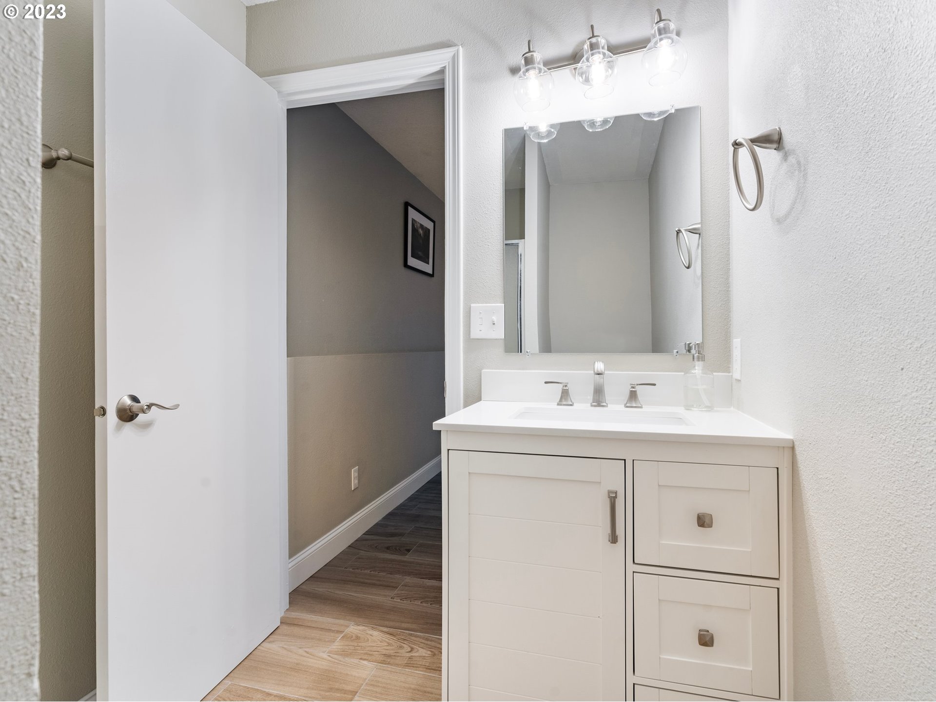 2403 SW NEBRASKA ST 14