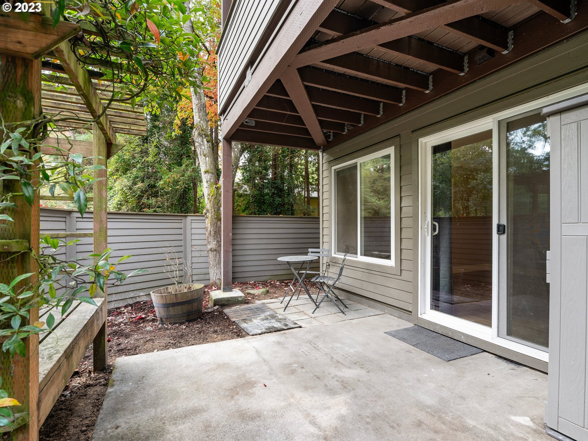 2403 SW NEBRASKA ST 14