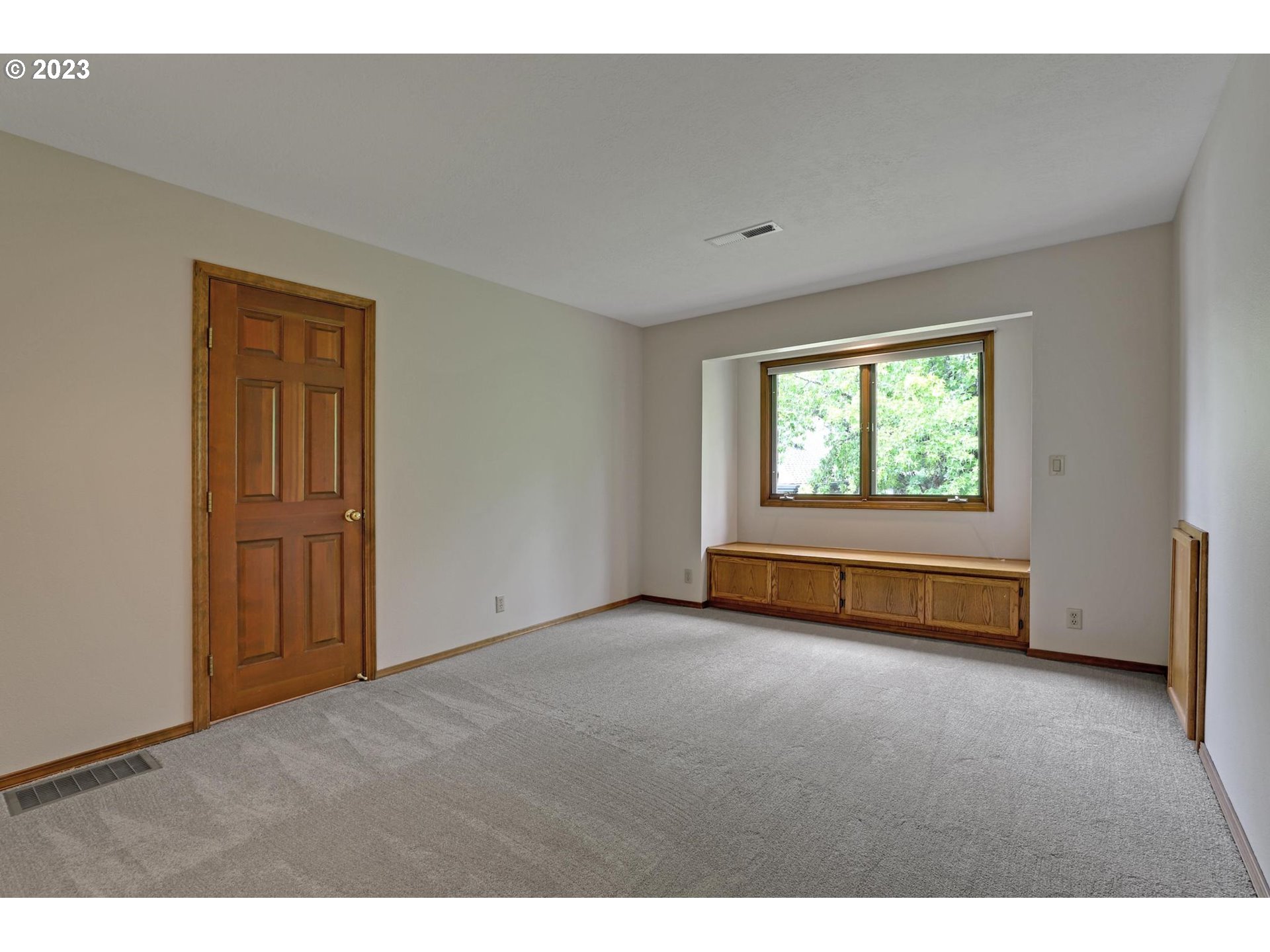 3036 NW BAUER WOODS DR