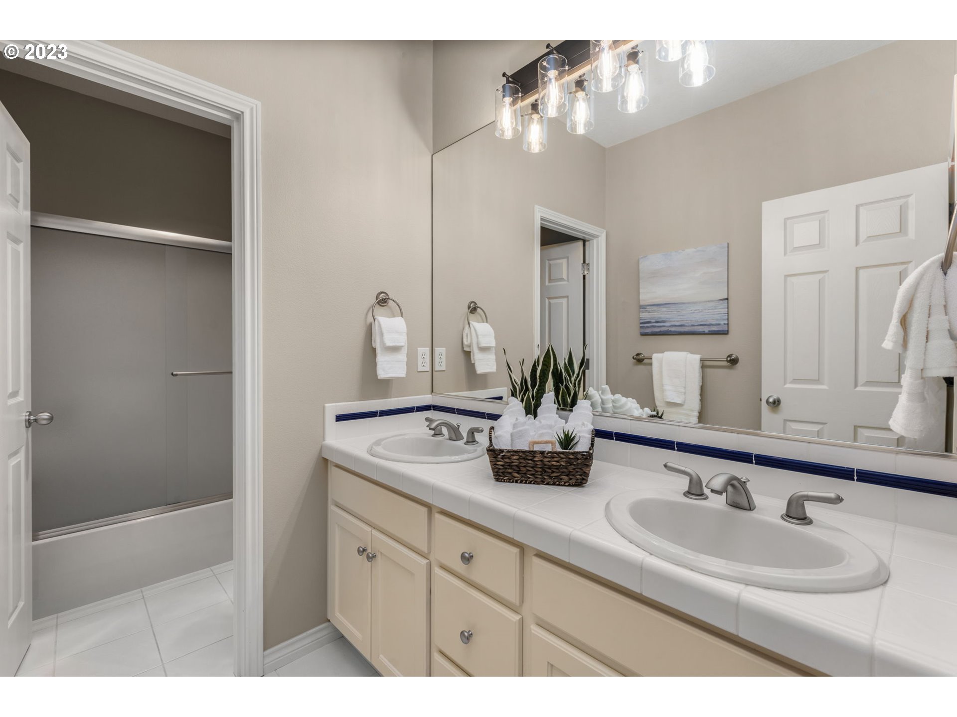 12563 NW LILYWOOD DR