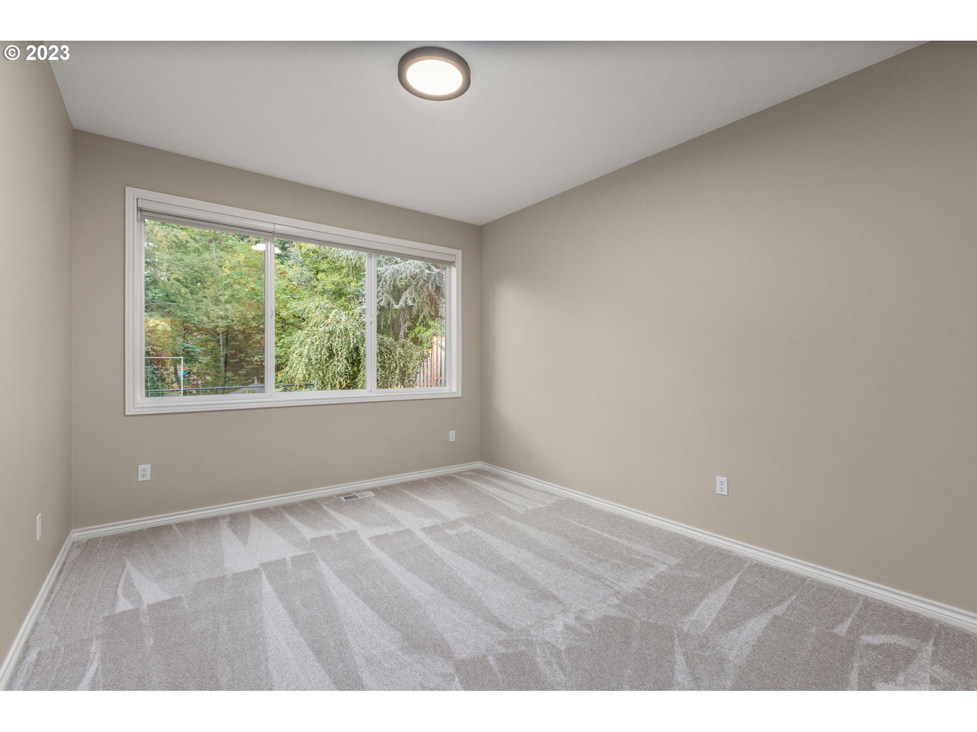 12563 NW LILYWOOD DR