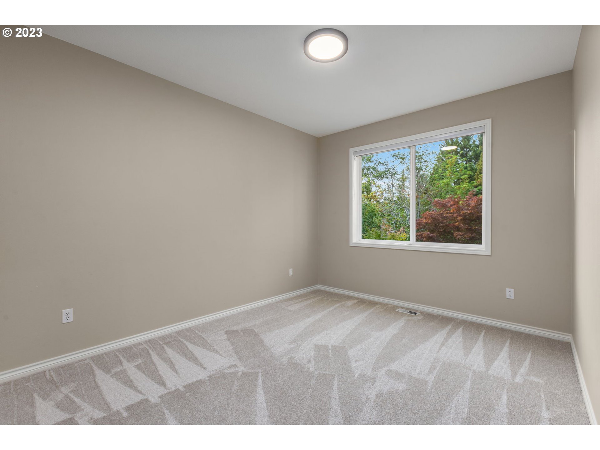 12563 NW LILYWOOD DR