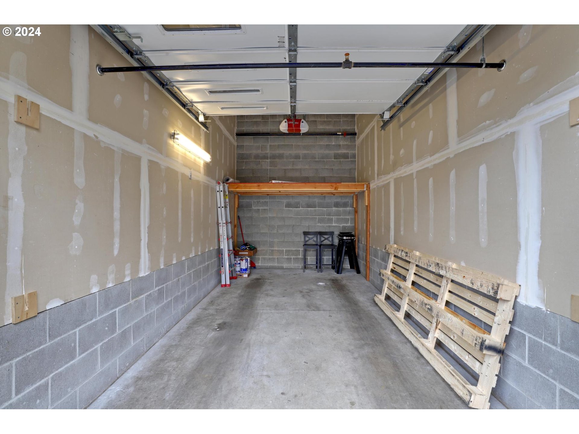 1455 N KILLINGSWORTH ST 311