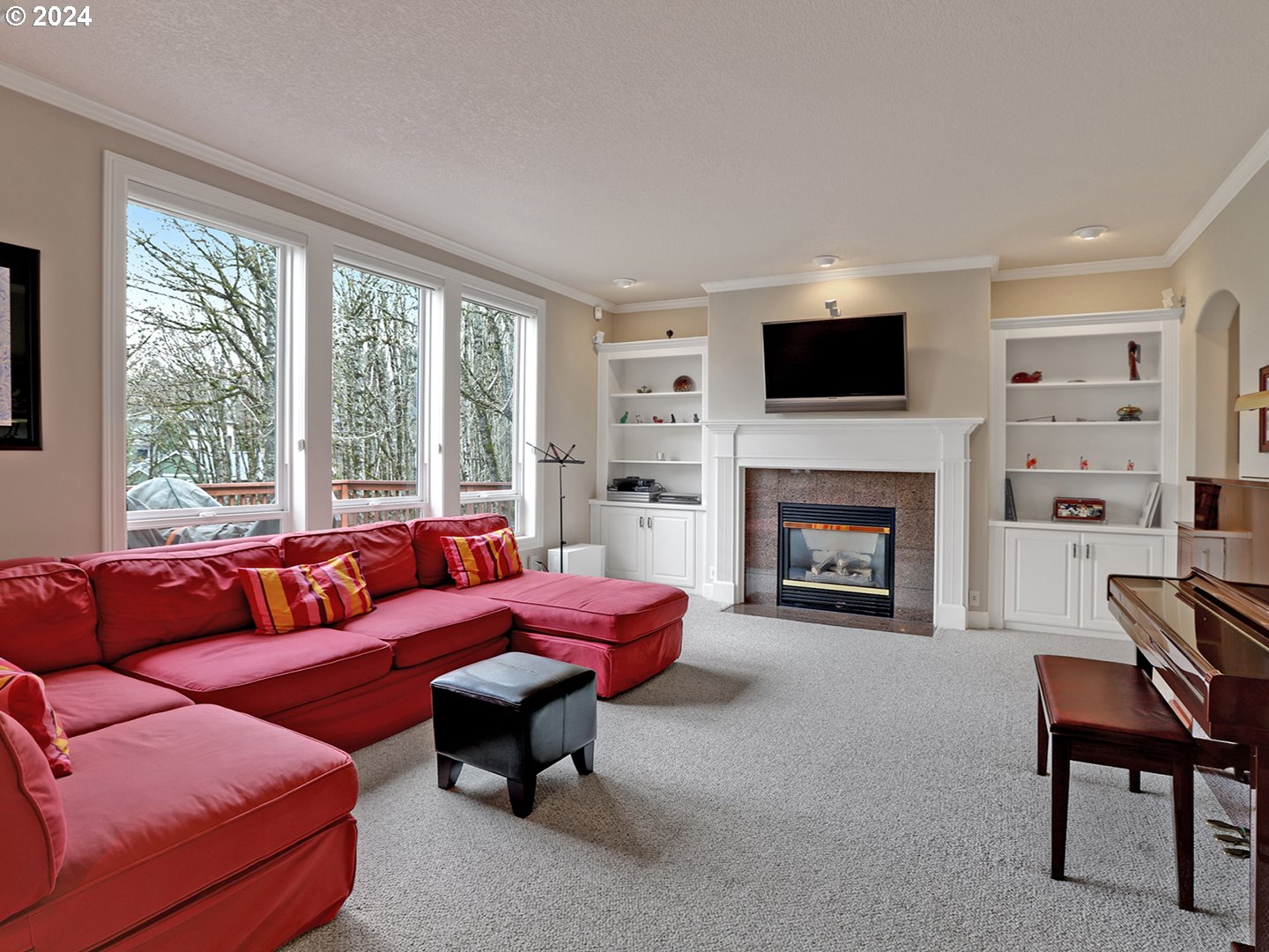 8033 NW HAZELTINE ST