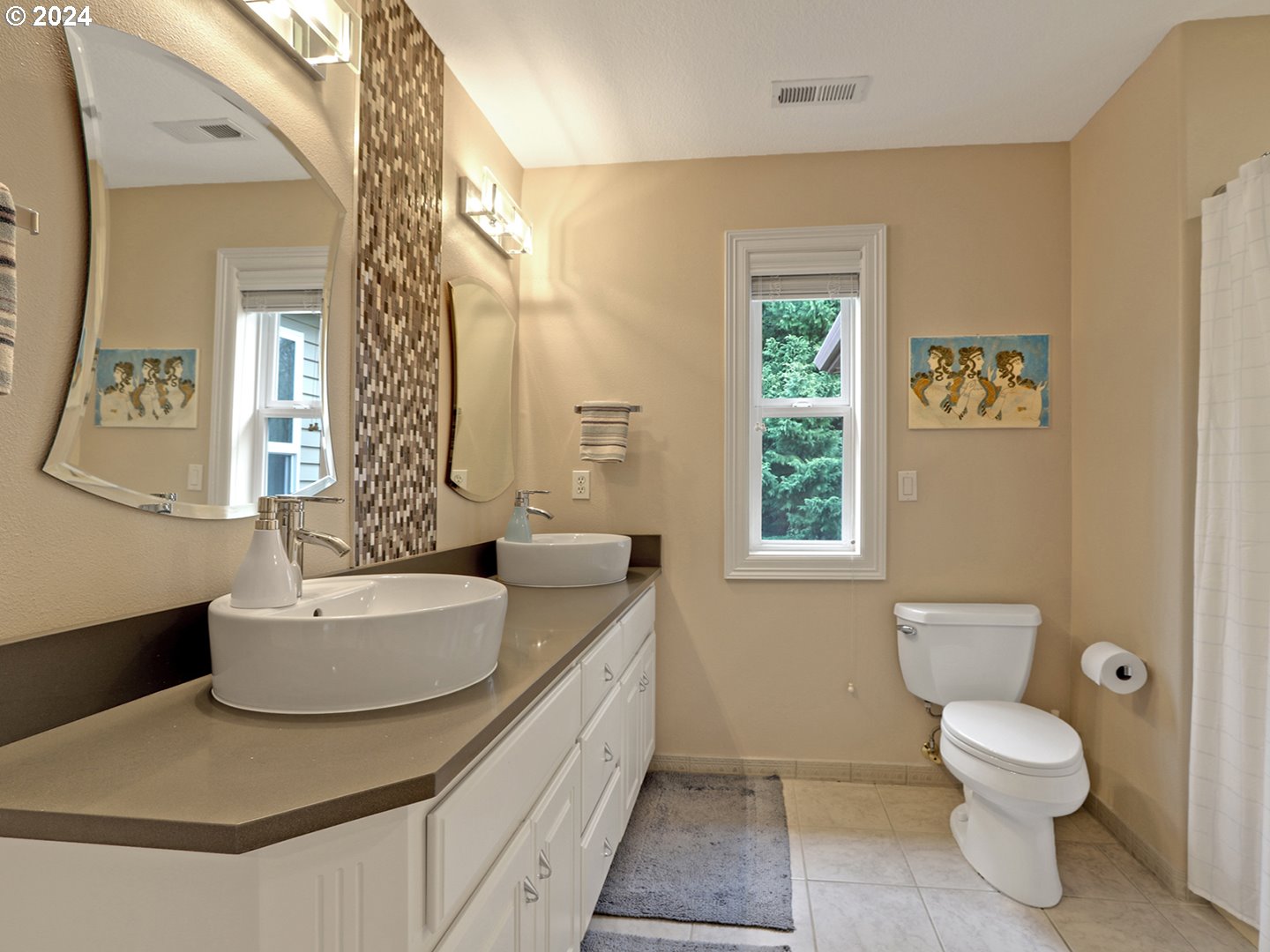 8033 NW HAZELTINE ST