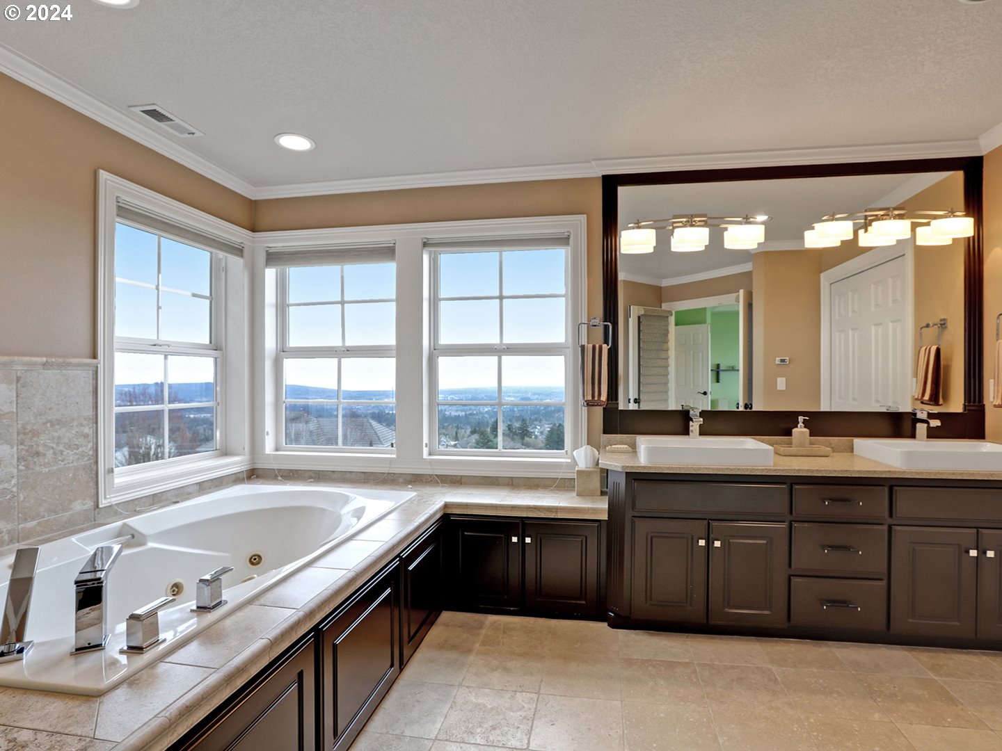 8033 NW HAZELTINE ST