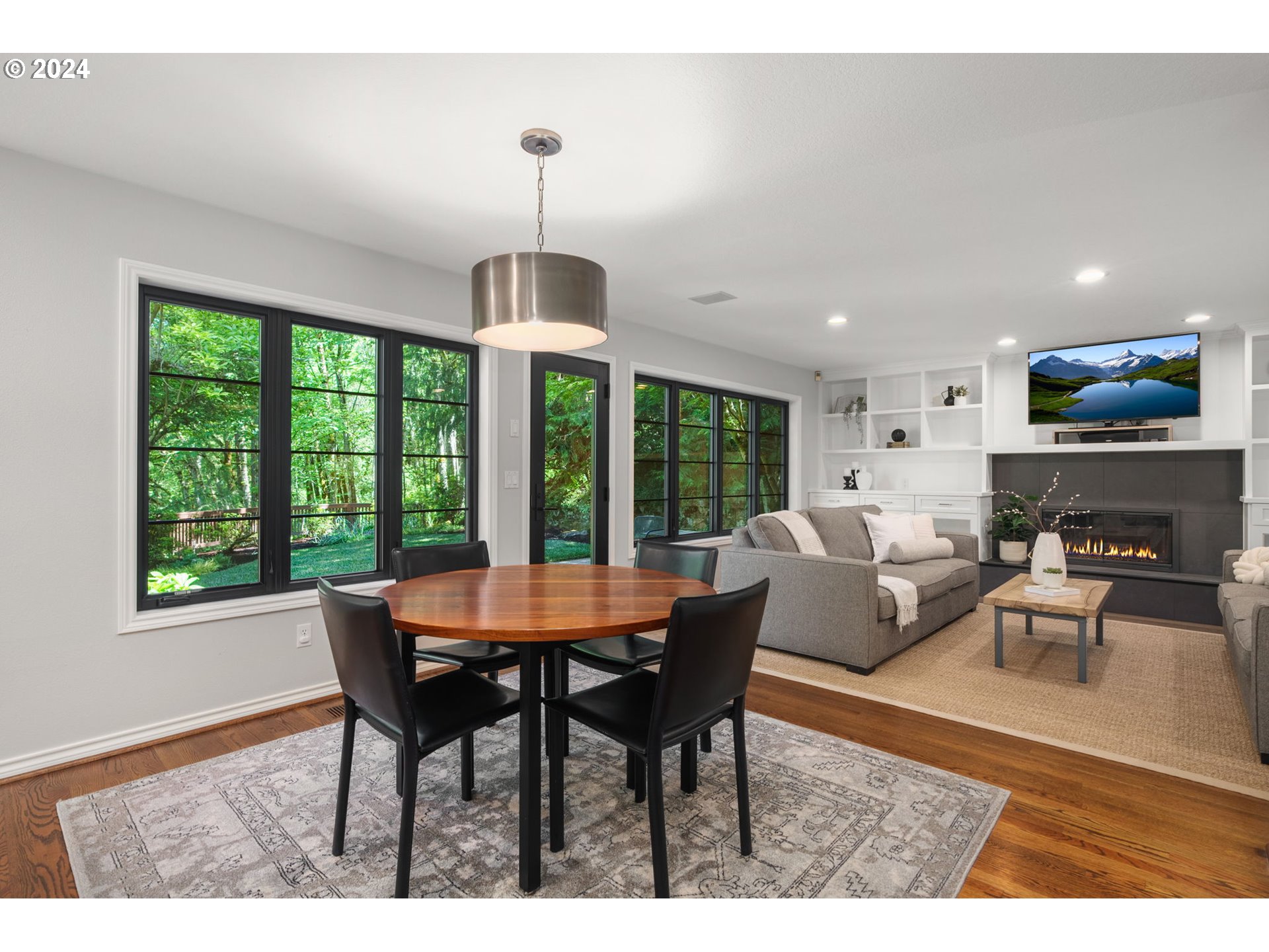 9537 NW BARTHOLOMEW DR