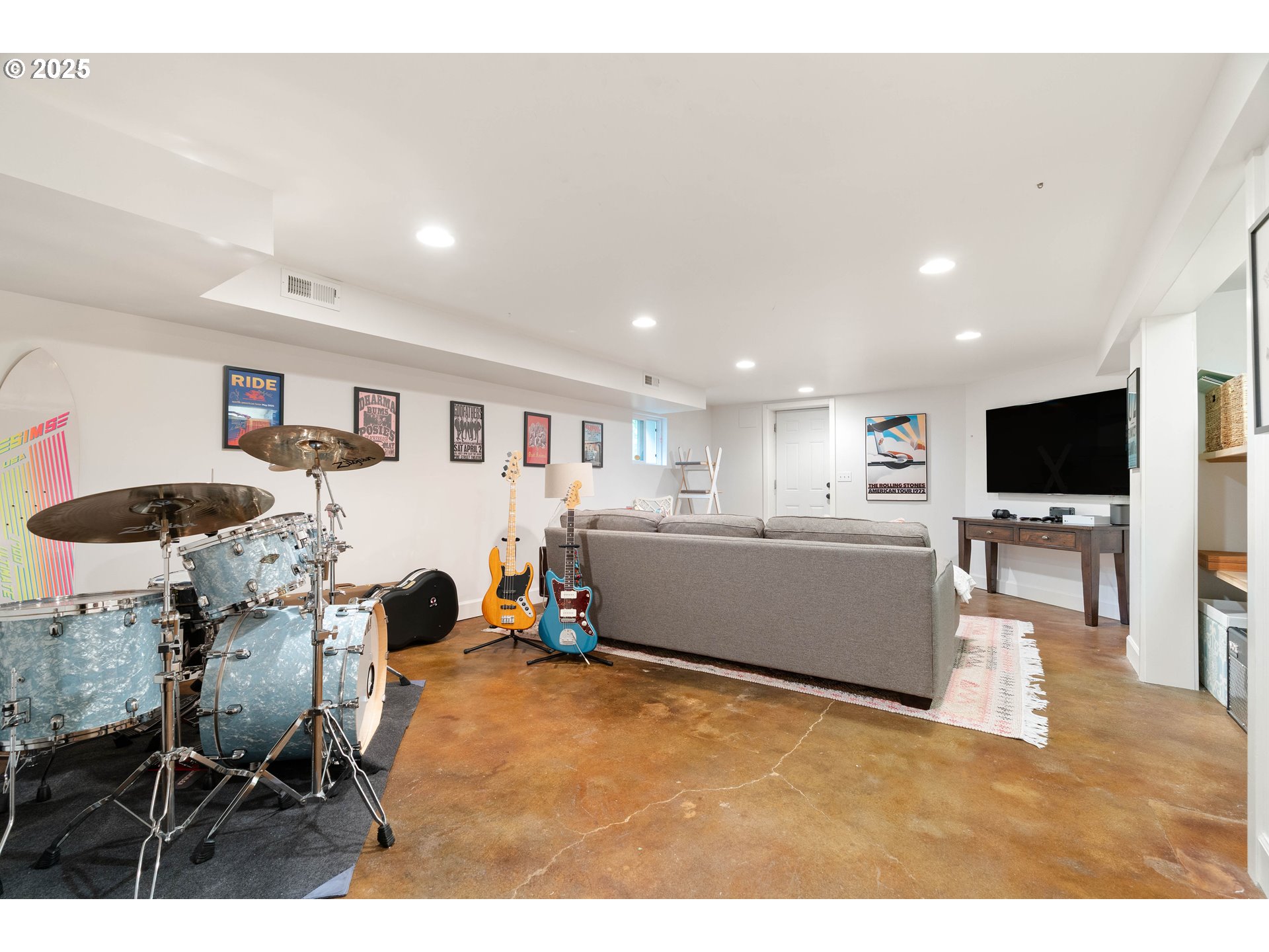 8427 NW SKYLINE BLVD