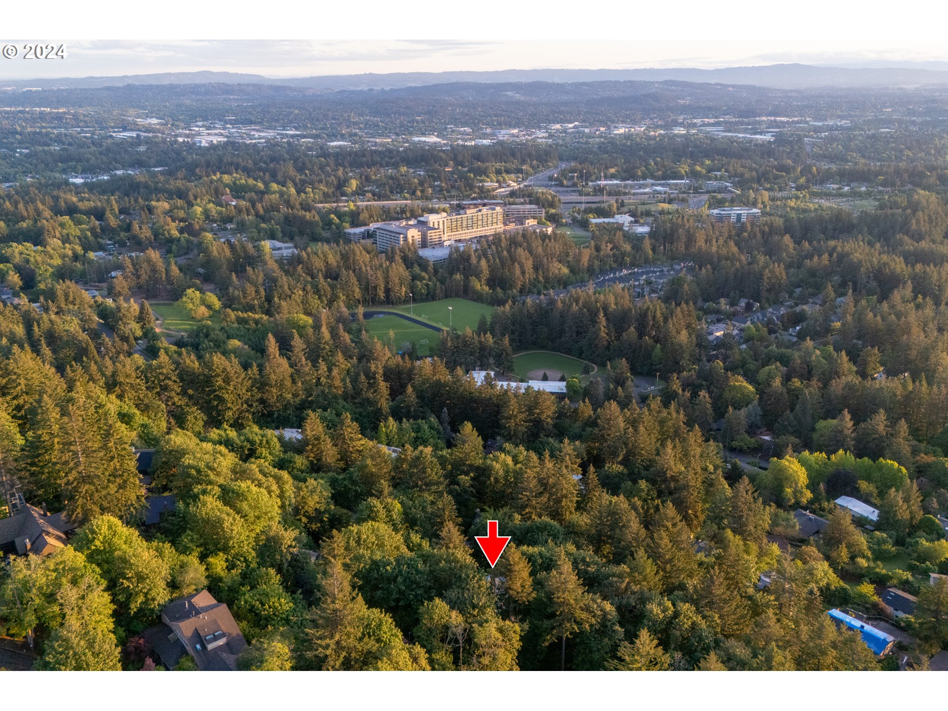 8369 SW MAPLERIDGE DR