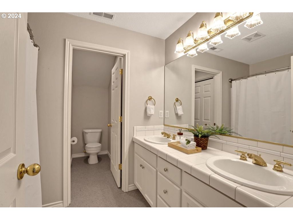 12779 NW LILYWOOD DR