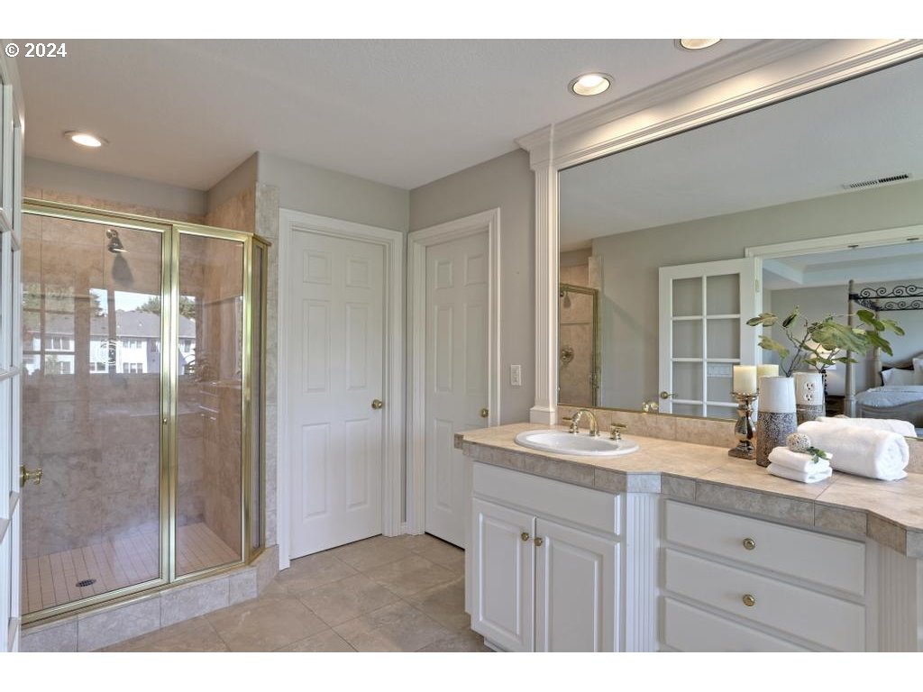 12779 NW LILYWOOD DR