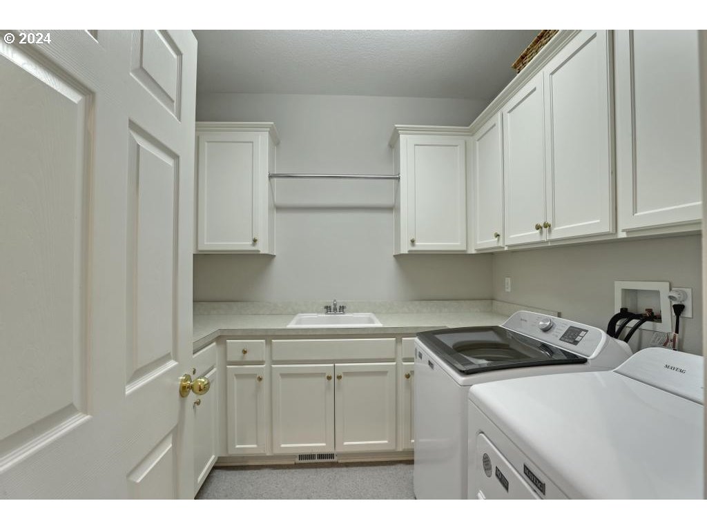 12779 NW LILYWOOD DR