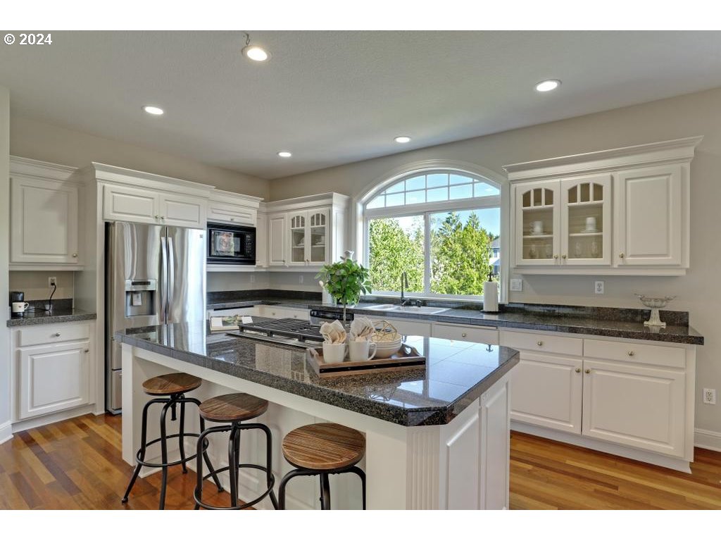 12779 NW LILYWOOD DR