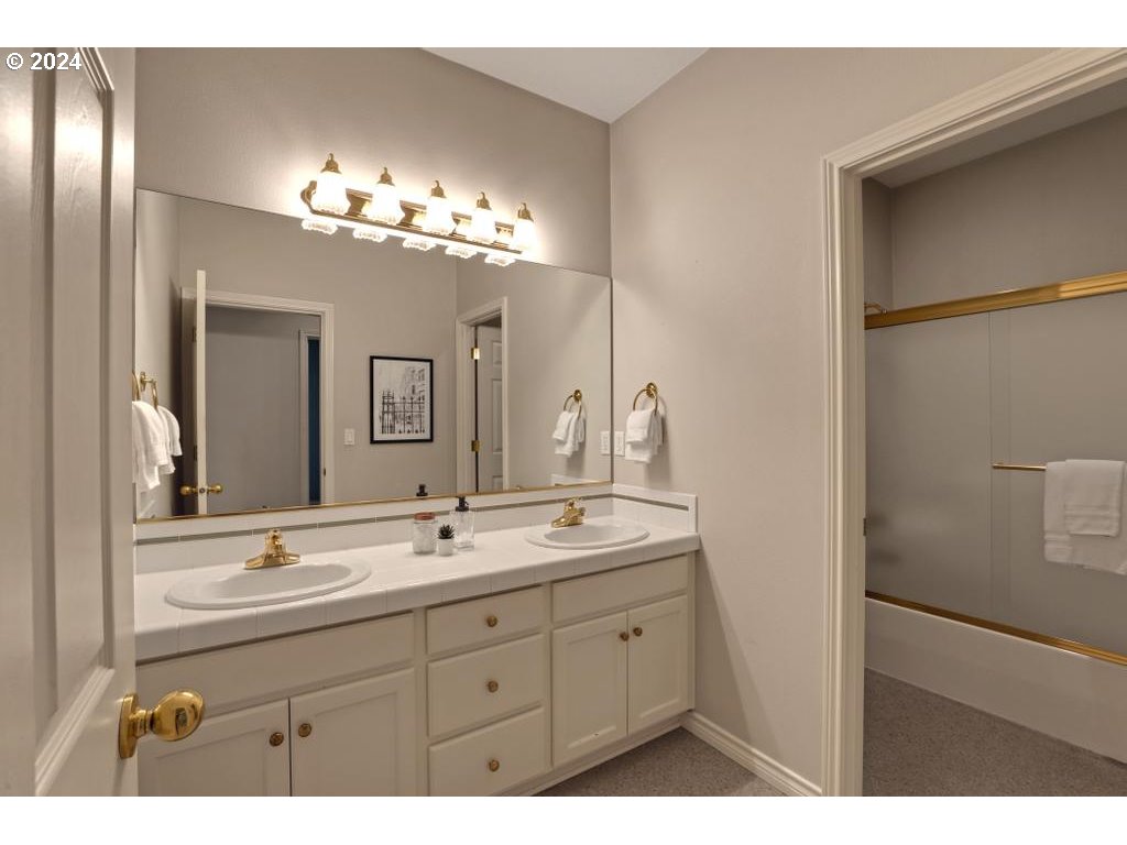 12779 NW LILYWOOD DR