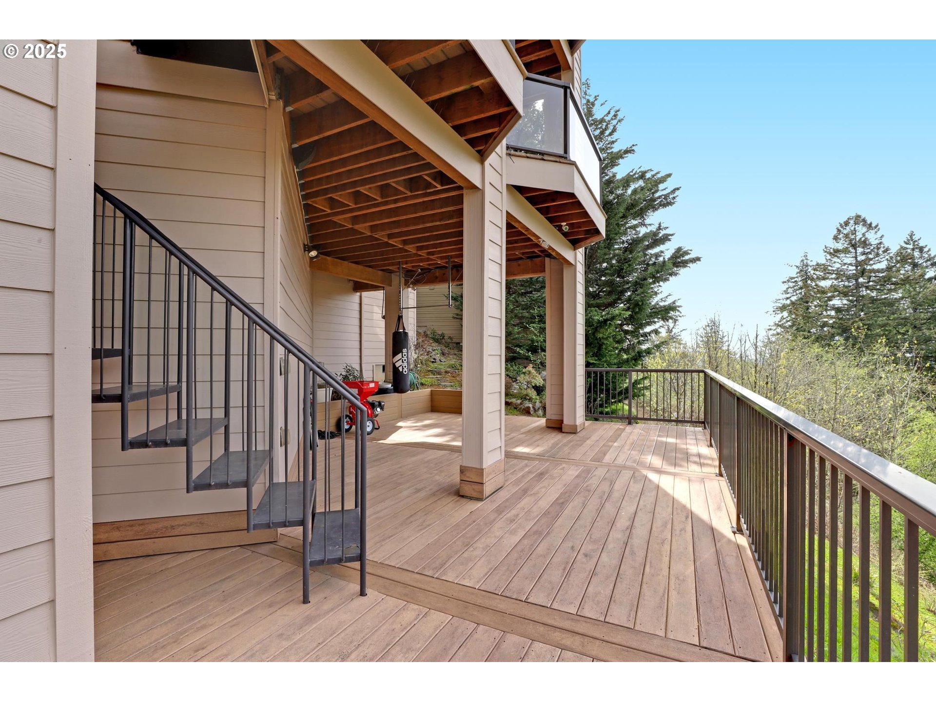 8333 NW HAZELTINE ST