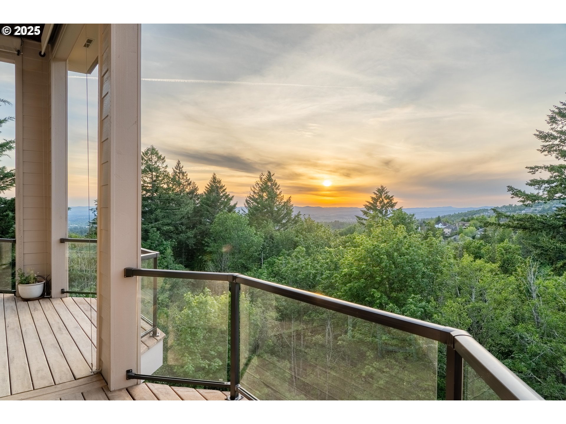 8333 NW HAZELTINE ST