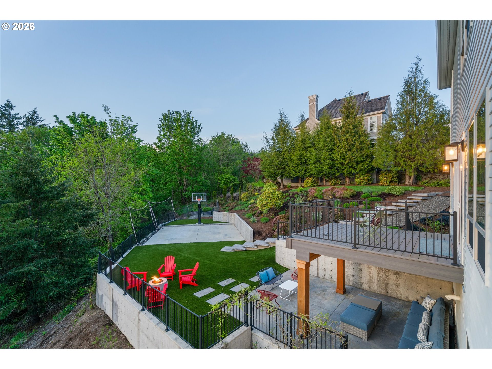 2343 NW PINNACLE DR