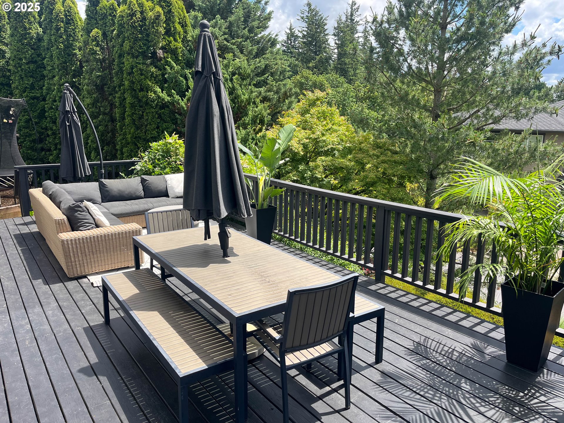 1811 NW ROSEFINCH LN