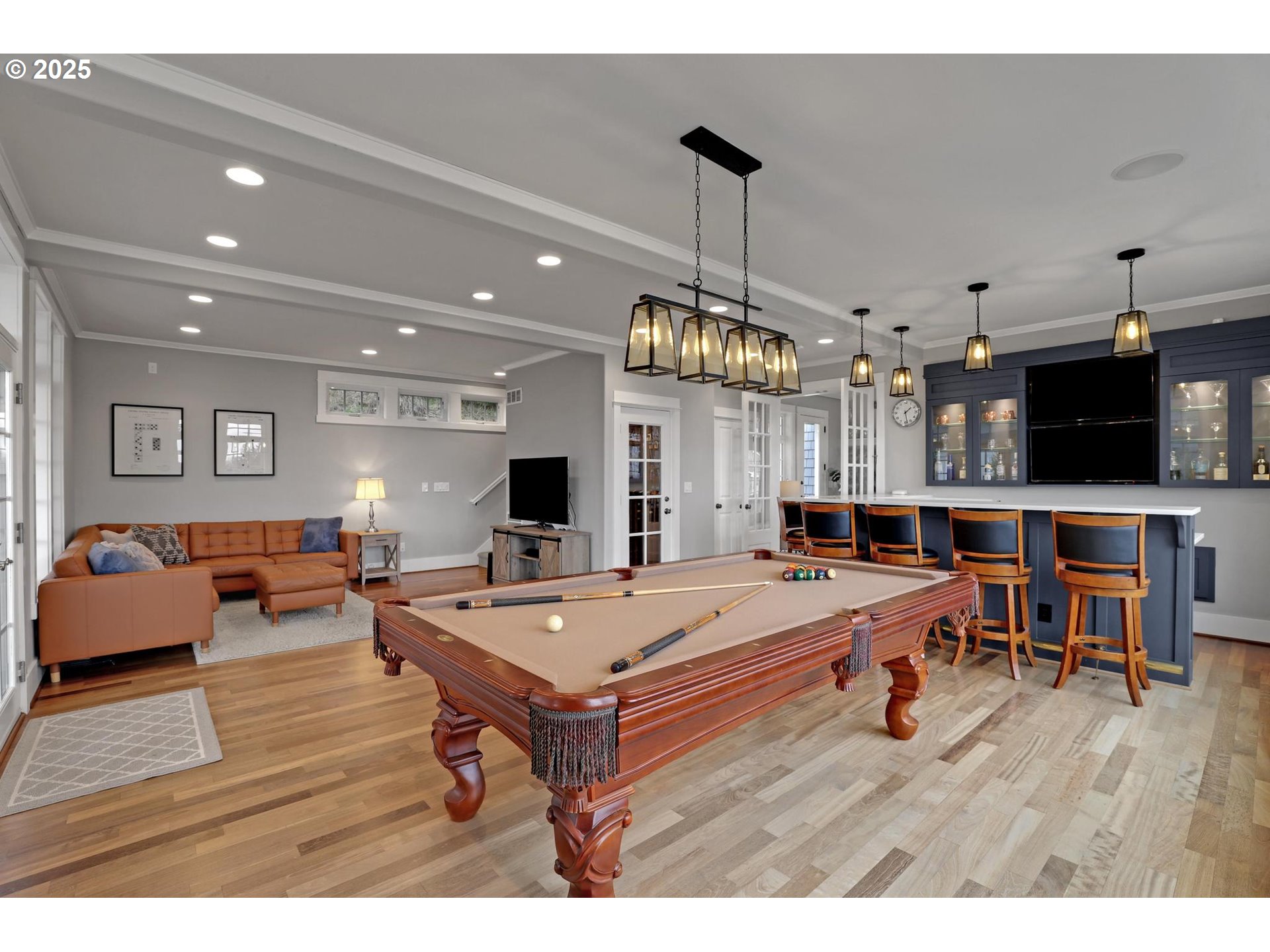 8711 NW TERRACEVIEW CT